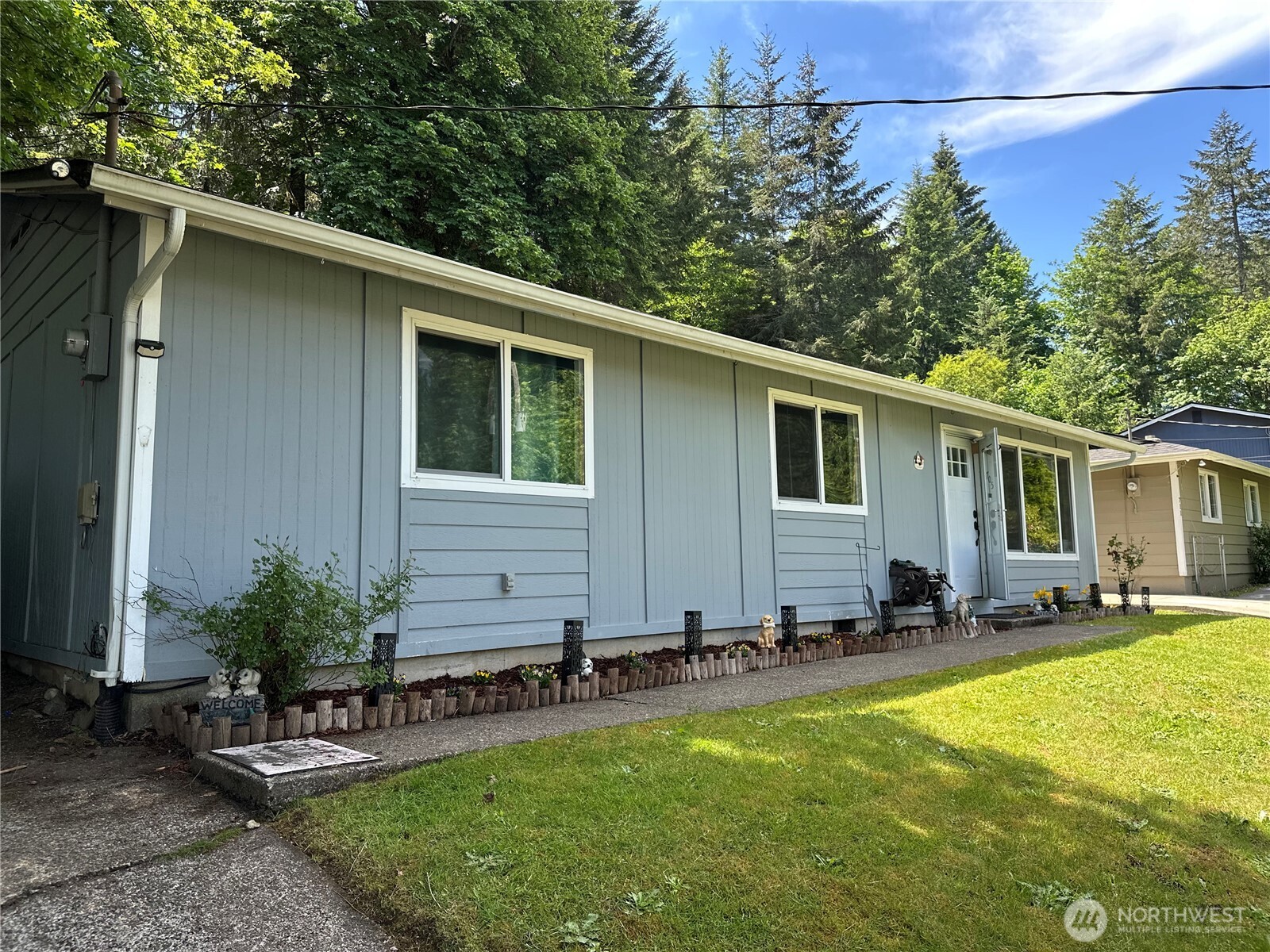 705 Grandview Avenue Property Photo 4