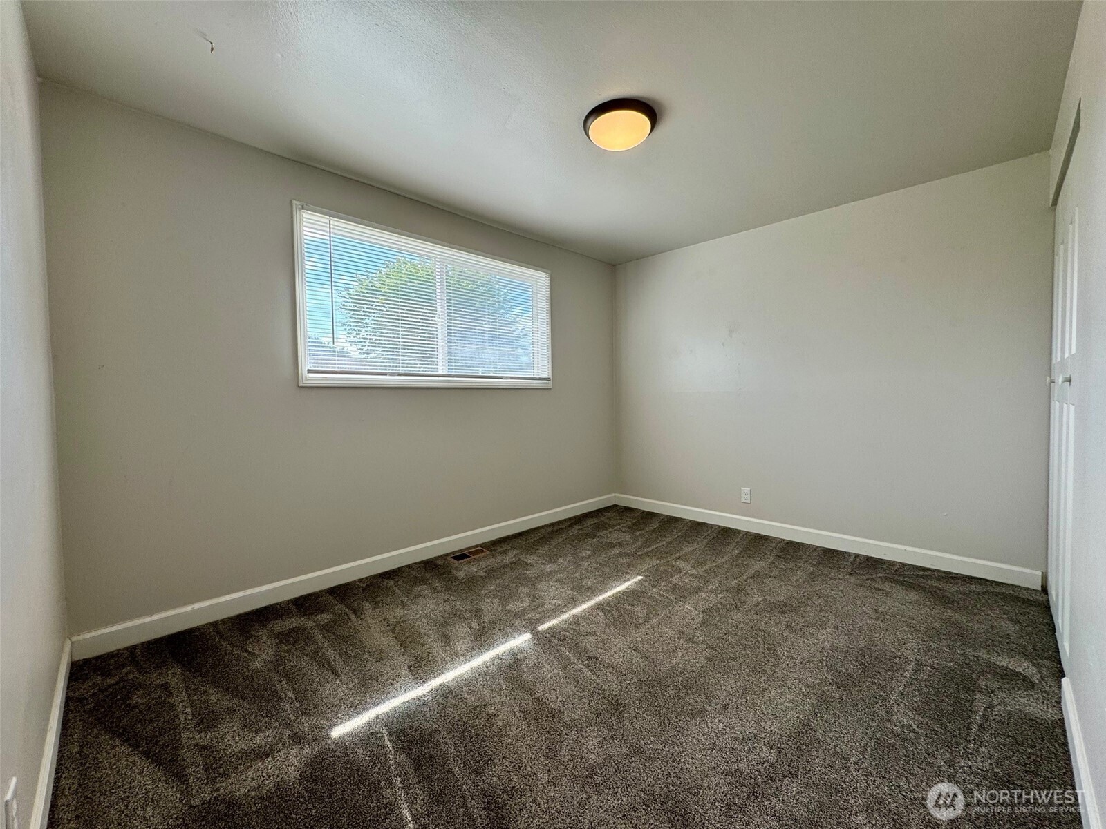 610 S Grand Drive Property Photo 15