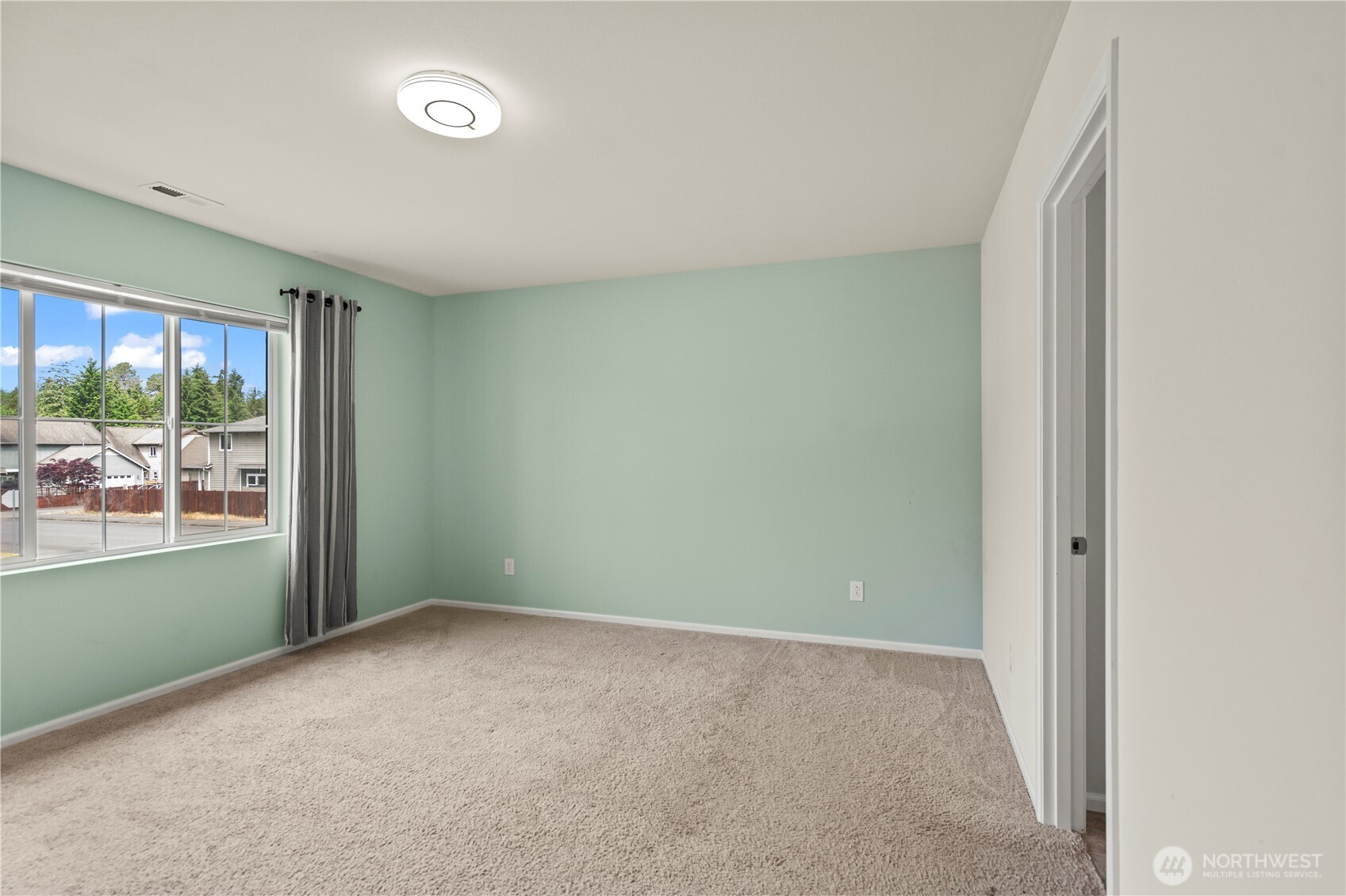 218 Elderberry Street Property Photo 15