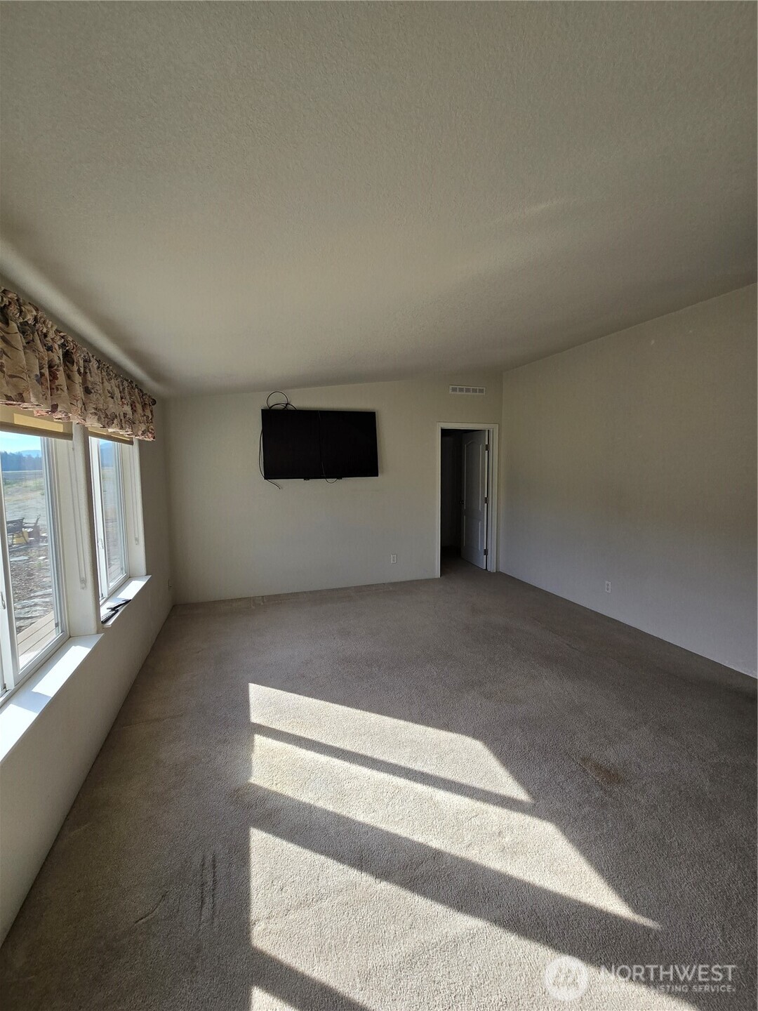 29 Duck Flats Road Property Photo 17