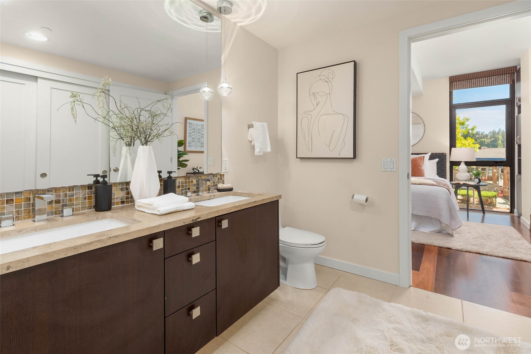 10000 Main Street 212 Property Photo 18