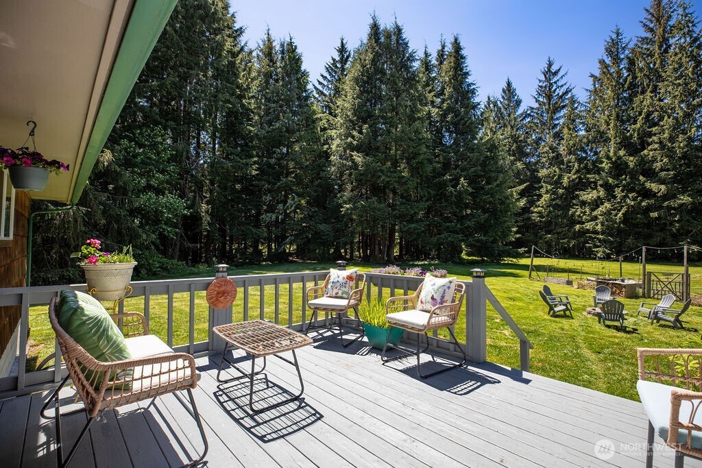 1399 Mora Road Property Photo 3