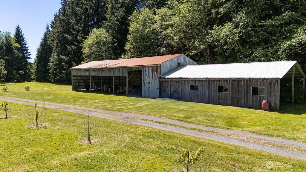 1399 Mora Road Property Photo 32