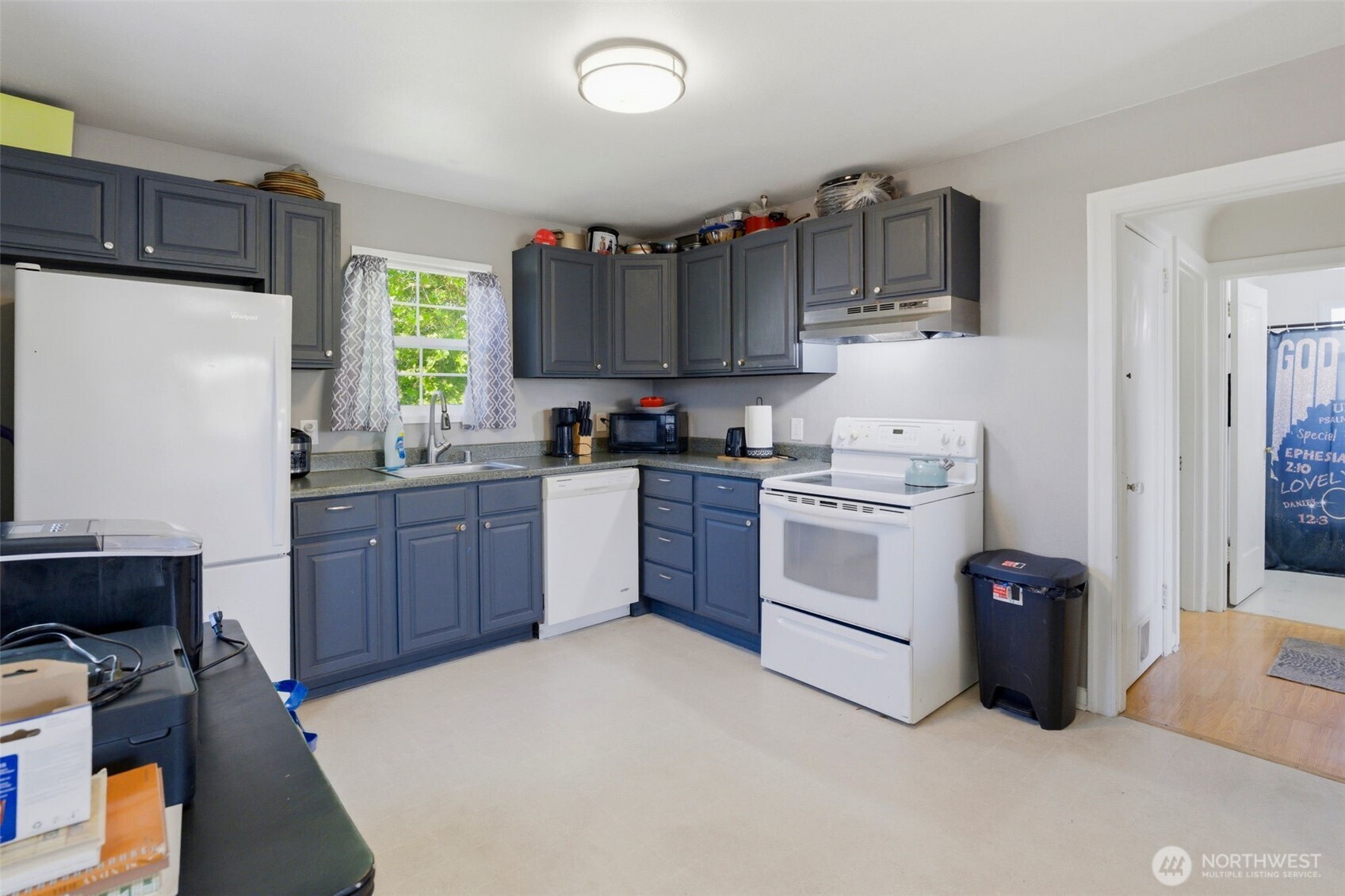 805 Roosevelt Avenue Property Photo 7