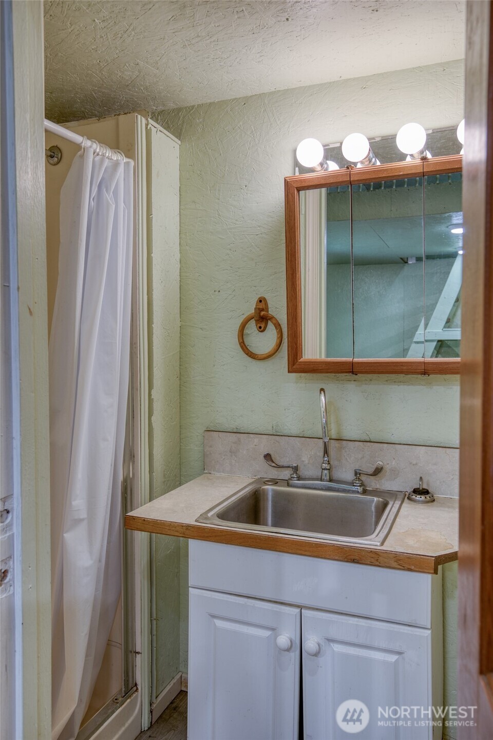 899 Wawona Avenue Property Photo 32