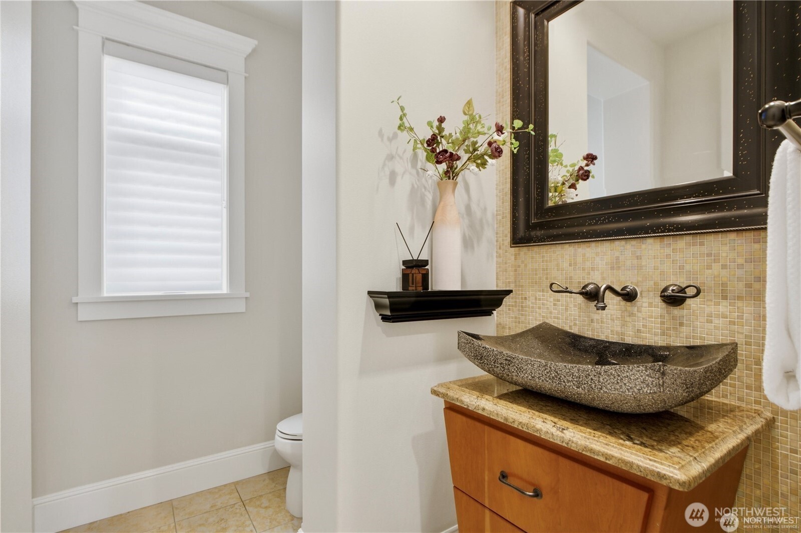 217 7th Avenue Property Photo 18
