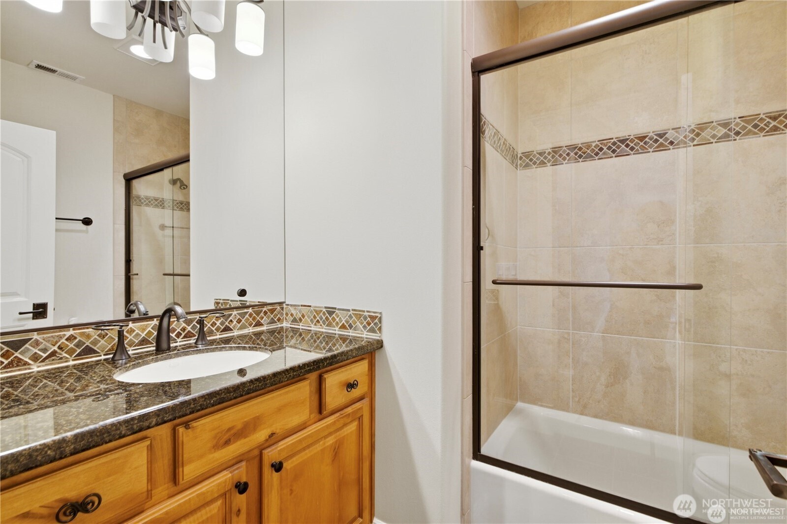 217 7th Avenue Property Photo 32