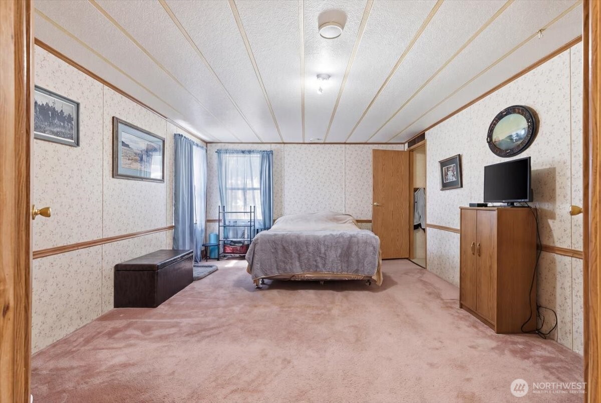 415 Sunny Drive Property Photo 18