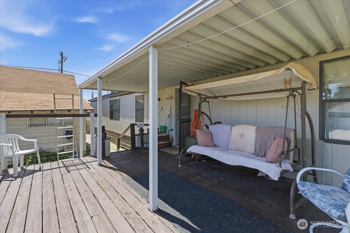 415 Sunny Drive Property Photo 28