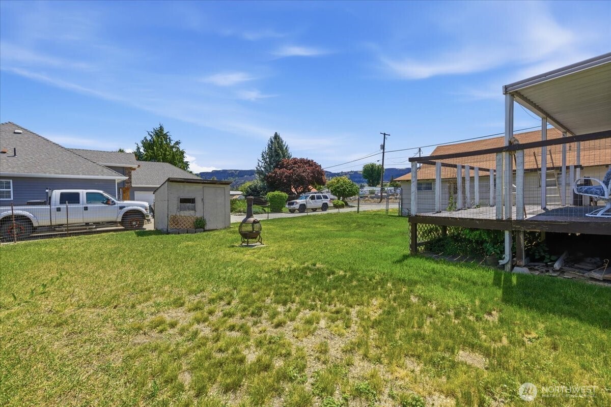 415 Sunny Drive Property Photo 32