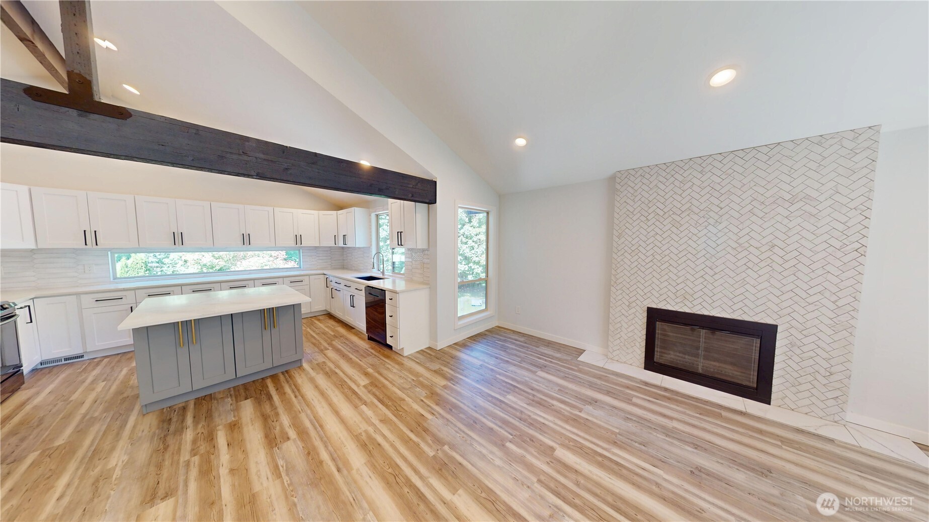 14340 93rd Avenue Property Photo 2