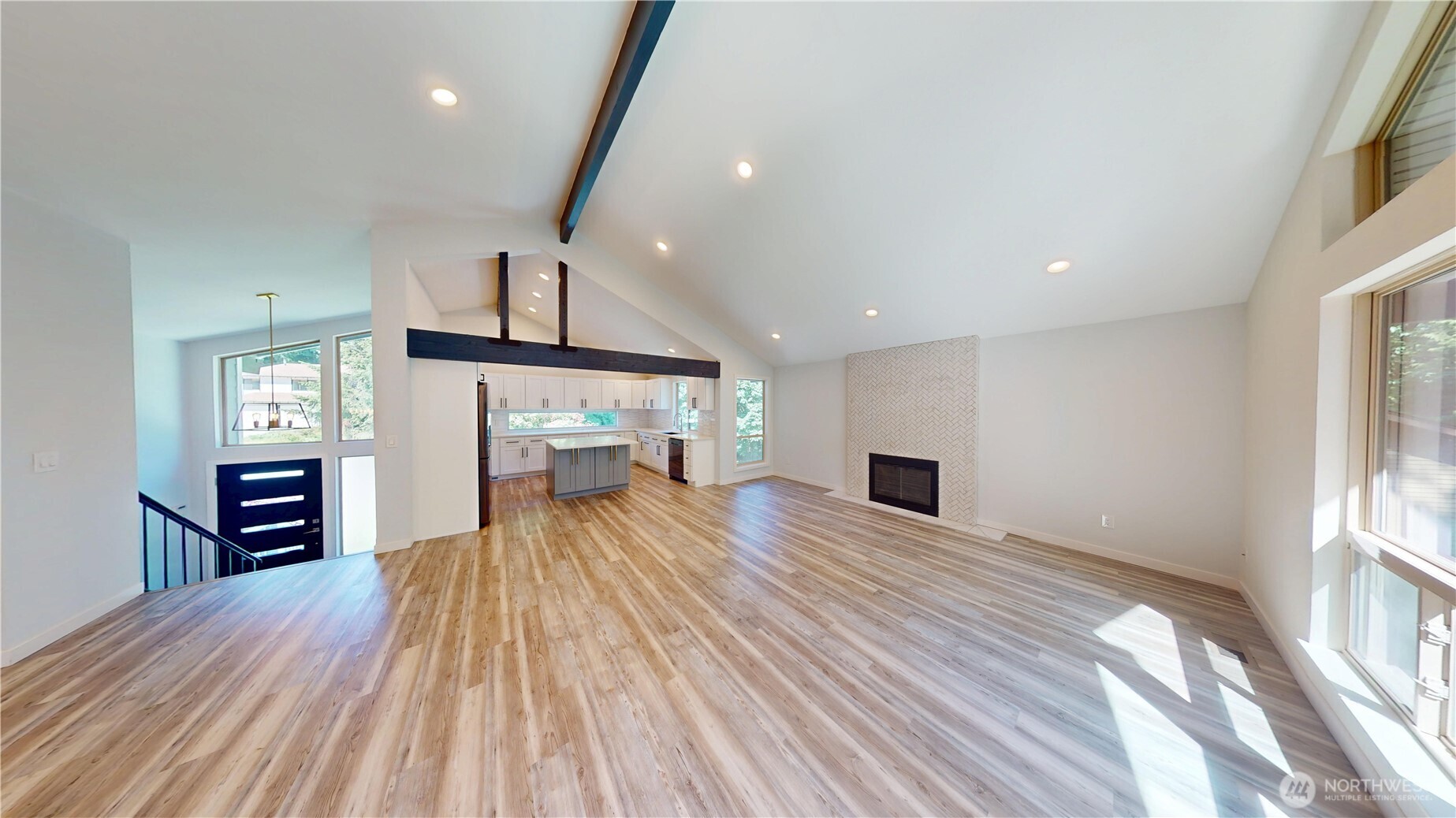14340 93rd Avenue Property Photo 4