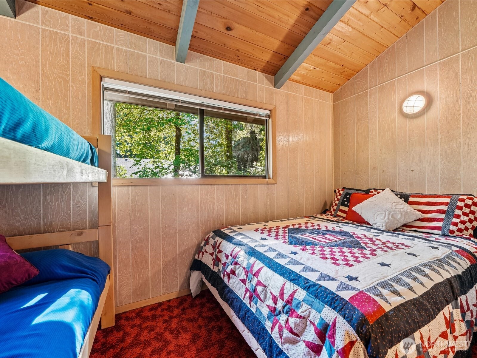 11104 Leschi Circle Property Photo 32