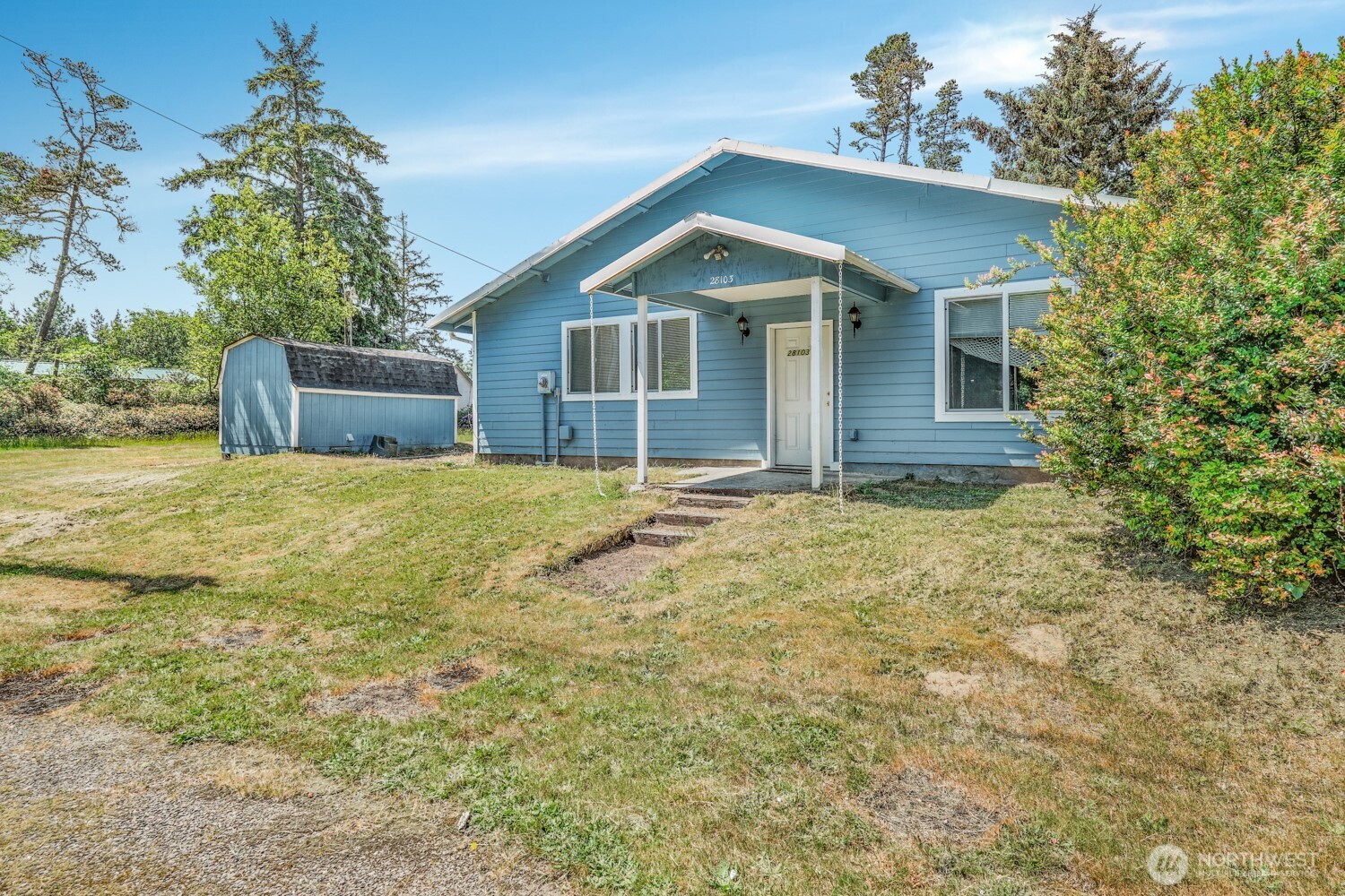 28103 R Street Property Photo 2