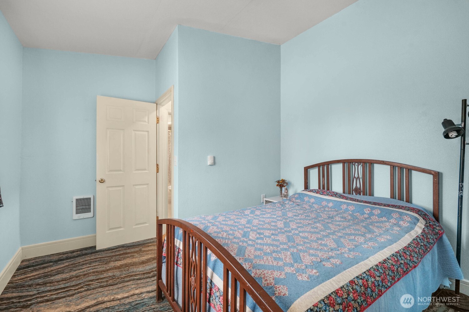 28103 R Street Property Photo 18
