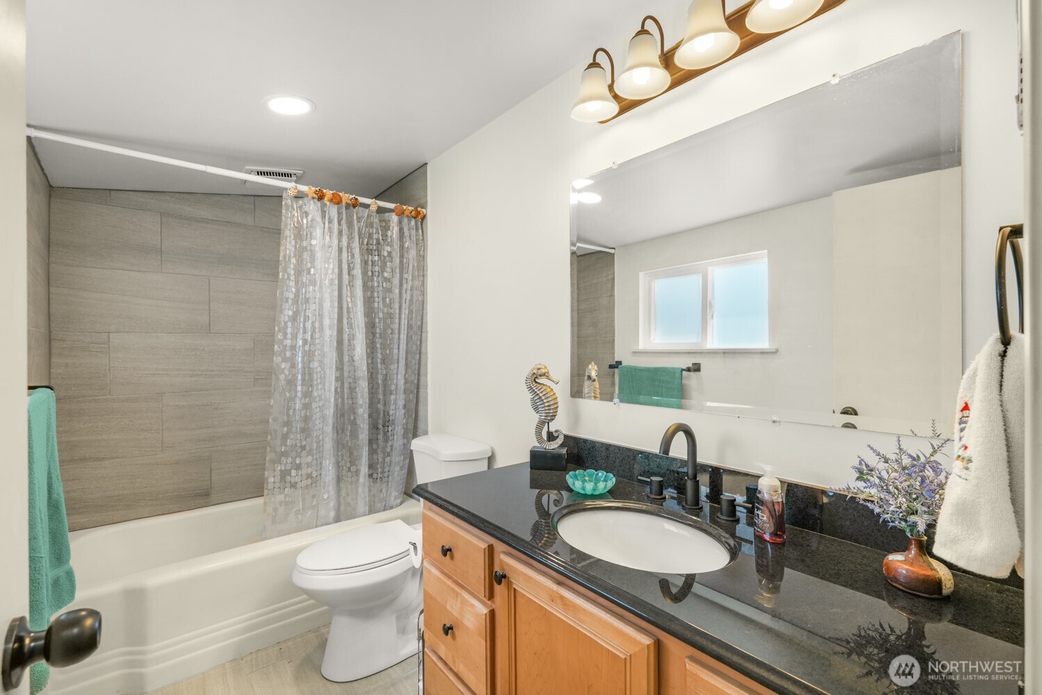 28103 R Street Property Photo 20
