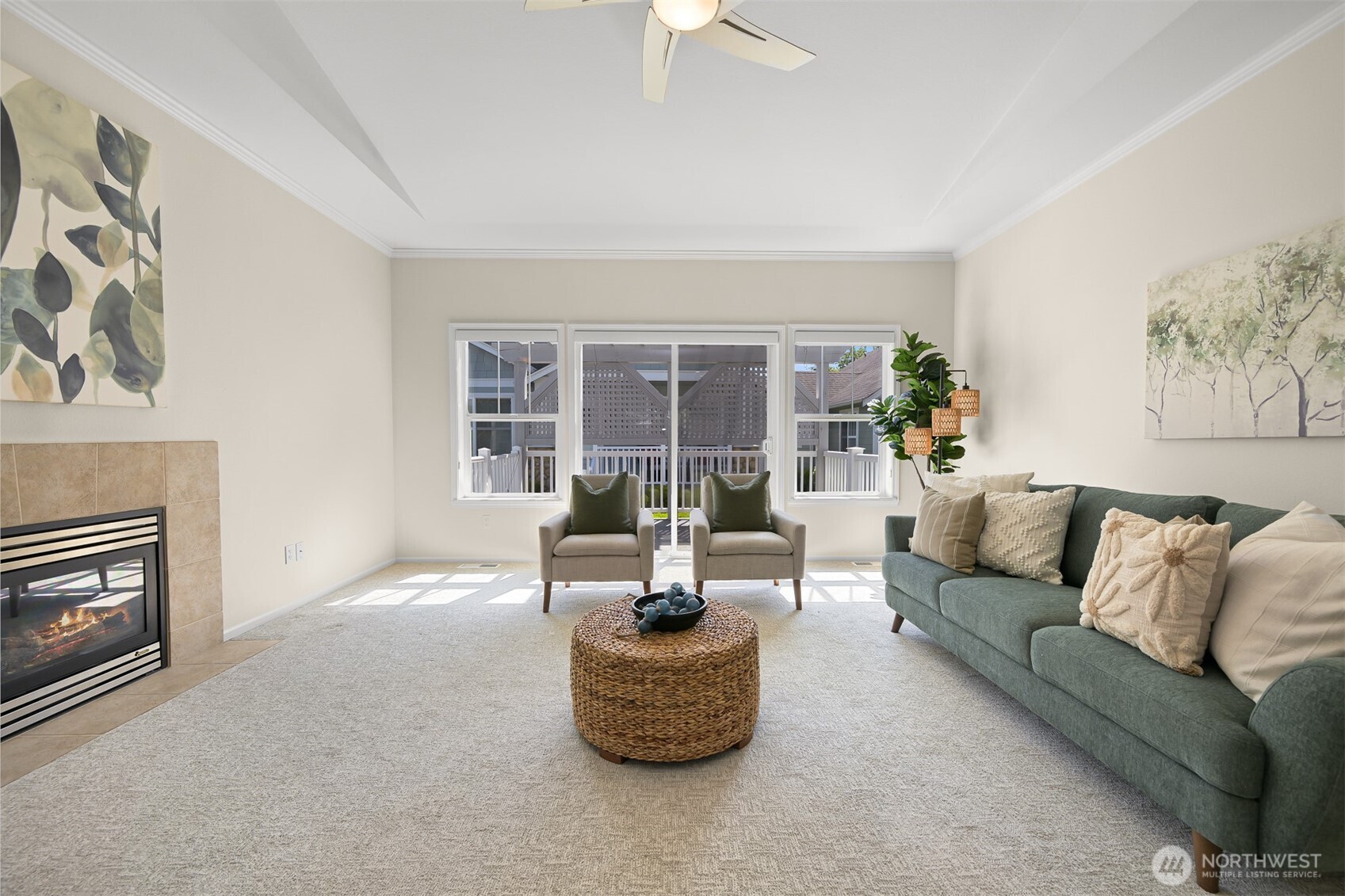 500 Fieldstone Loop 14 Property Photo 5
