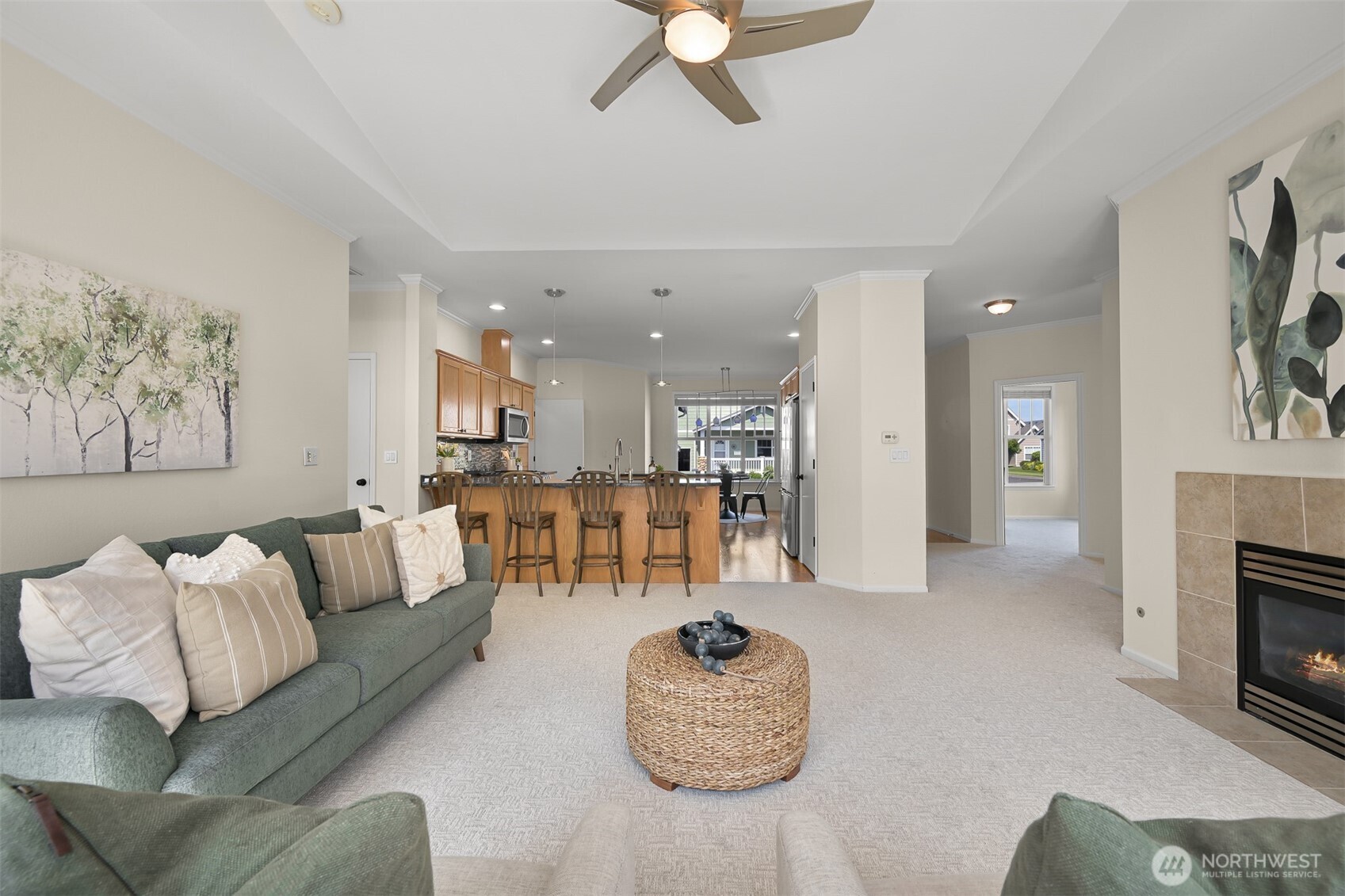 500 Fieldstone Loop 14 Property Photo 8