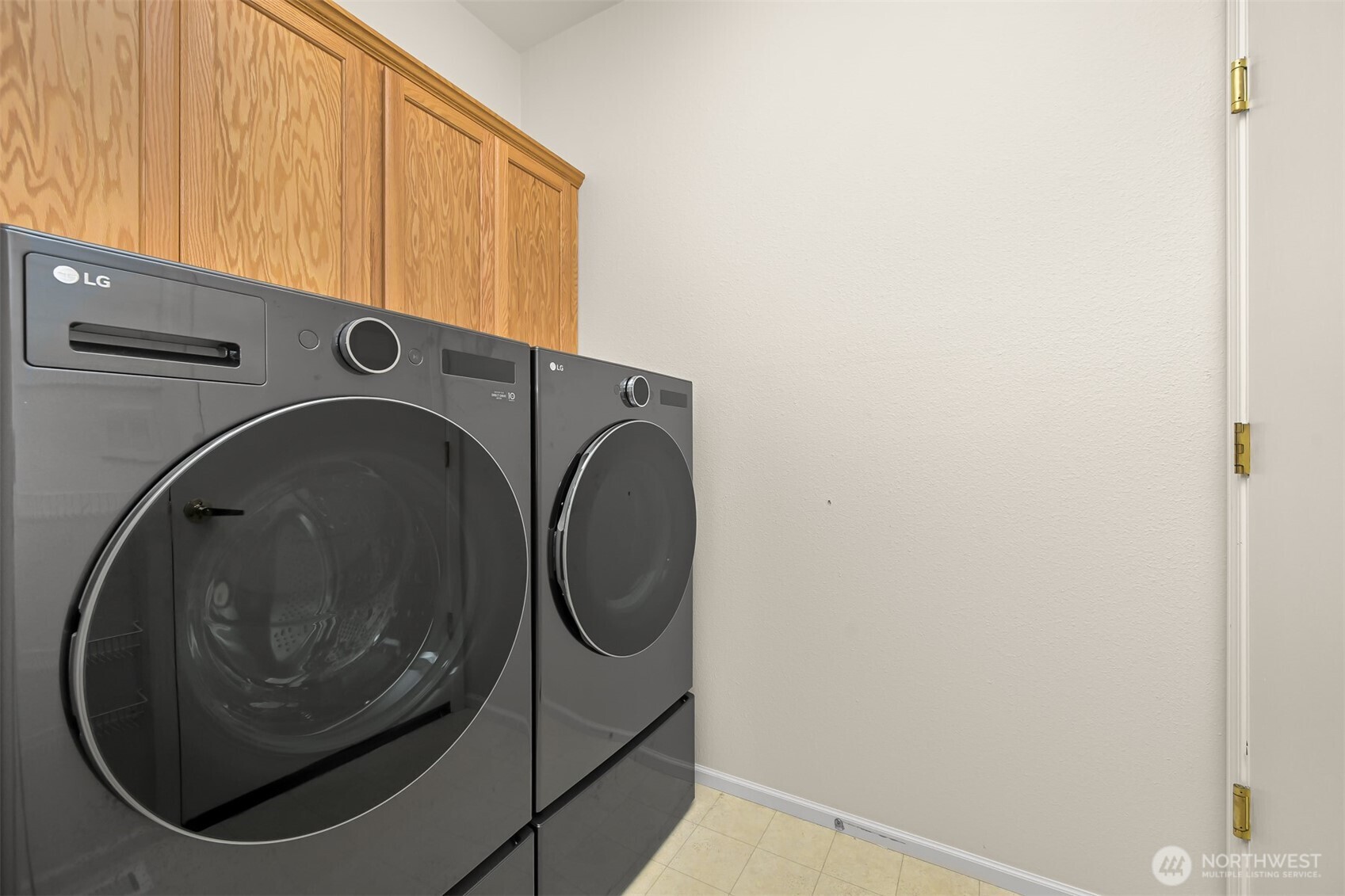 500 Fieldstone Loop 14 Property Photo 19