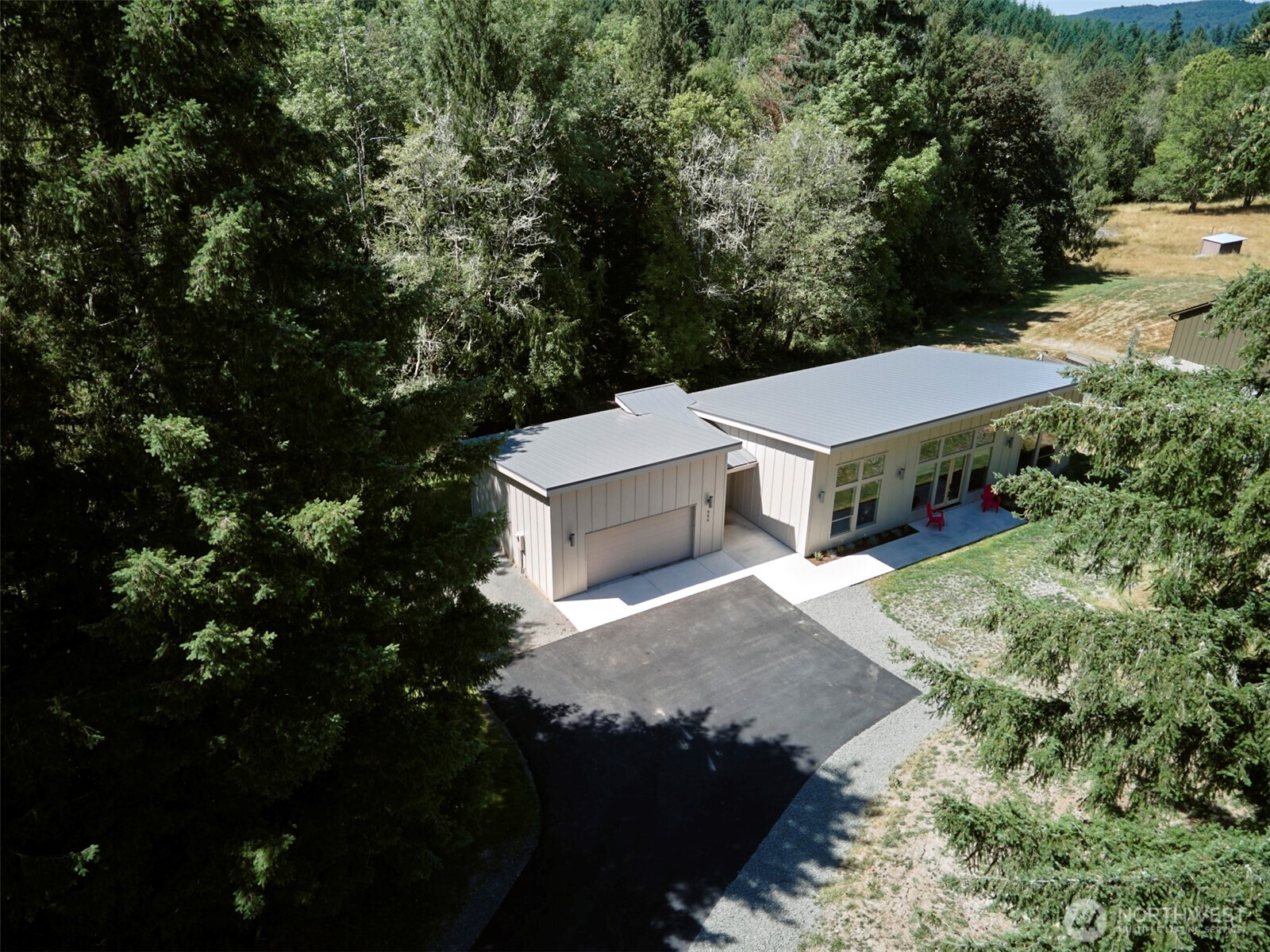 956 Paine Road Property Photo 3