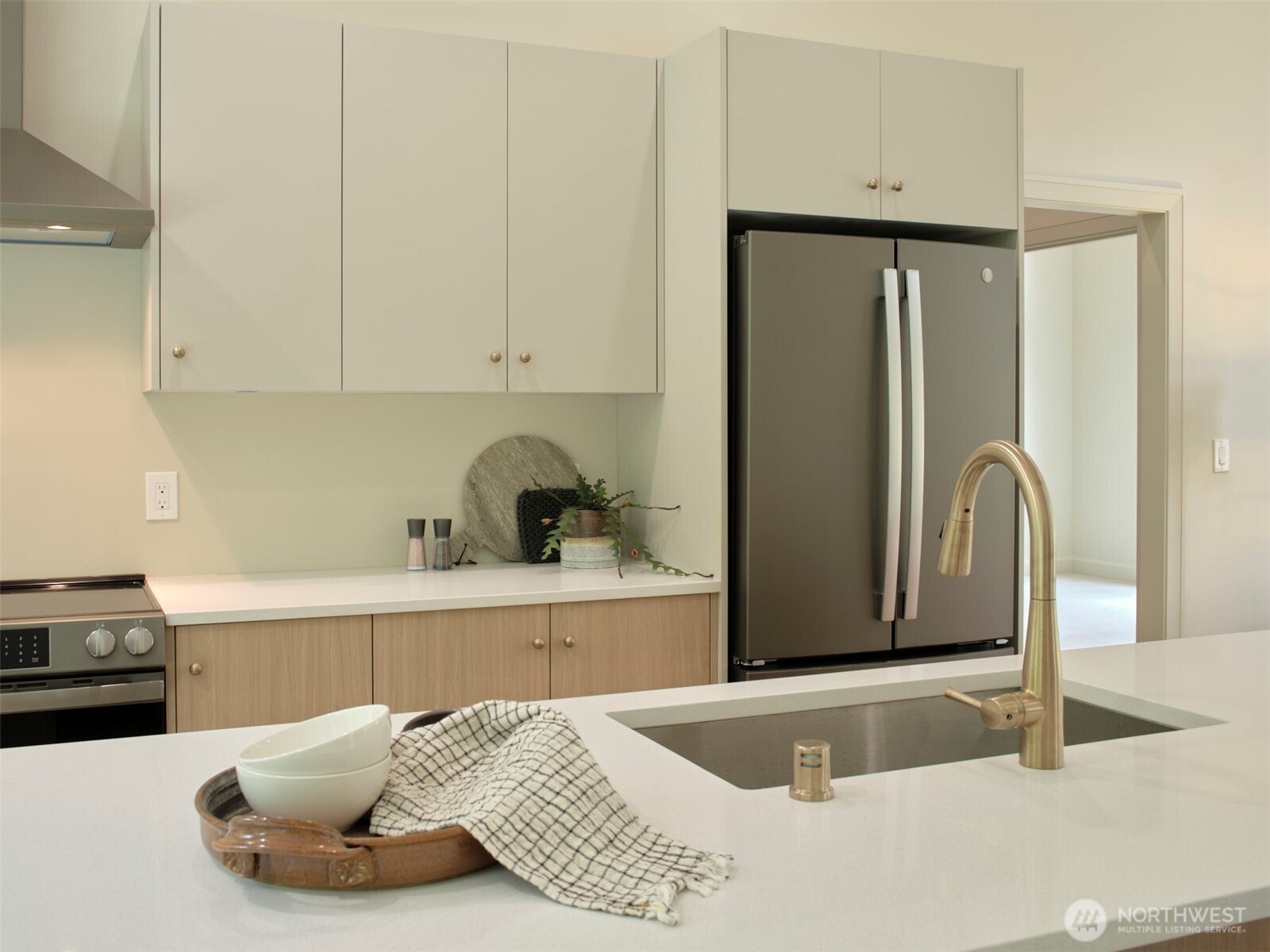 956 Paine Road Property Photo 14