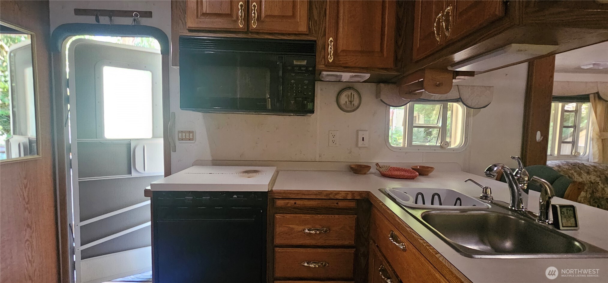 63702 Marblemount Way Property Photo 4