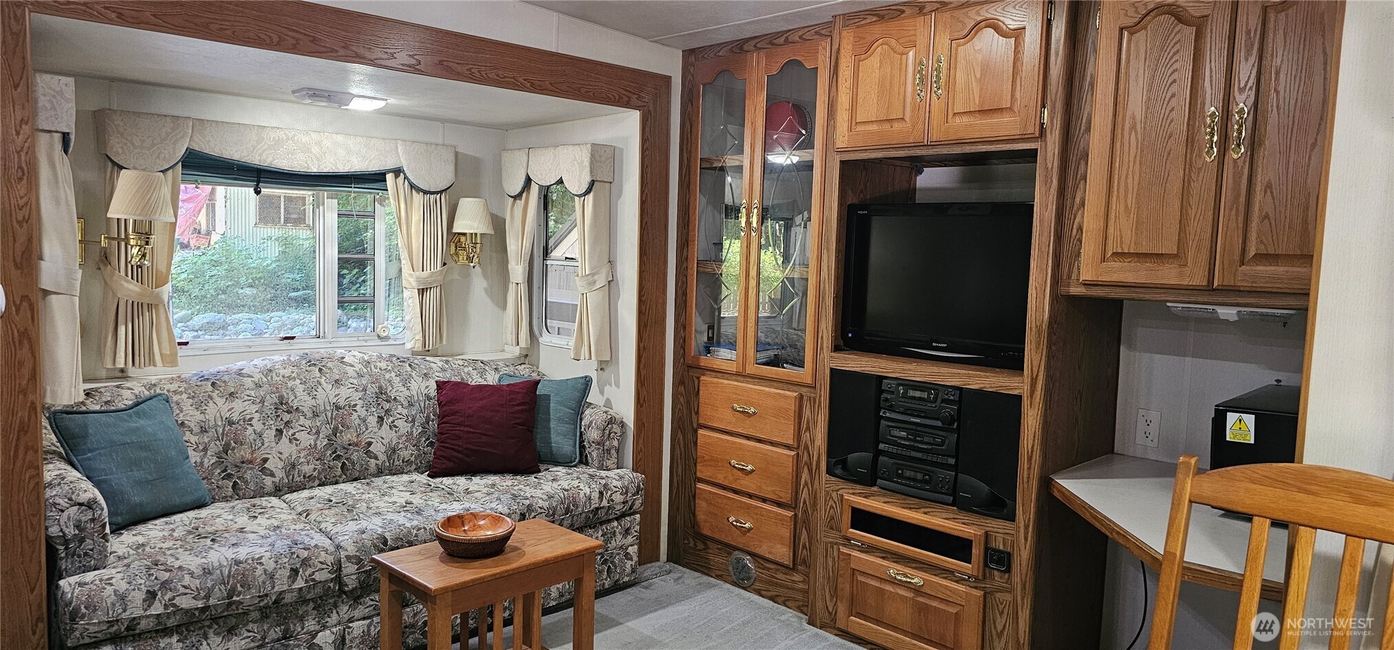 63702 Marblemount Way Property Photo 6