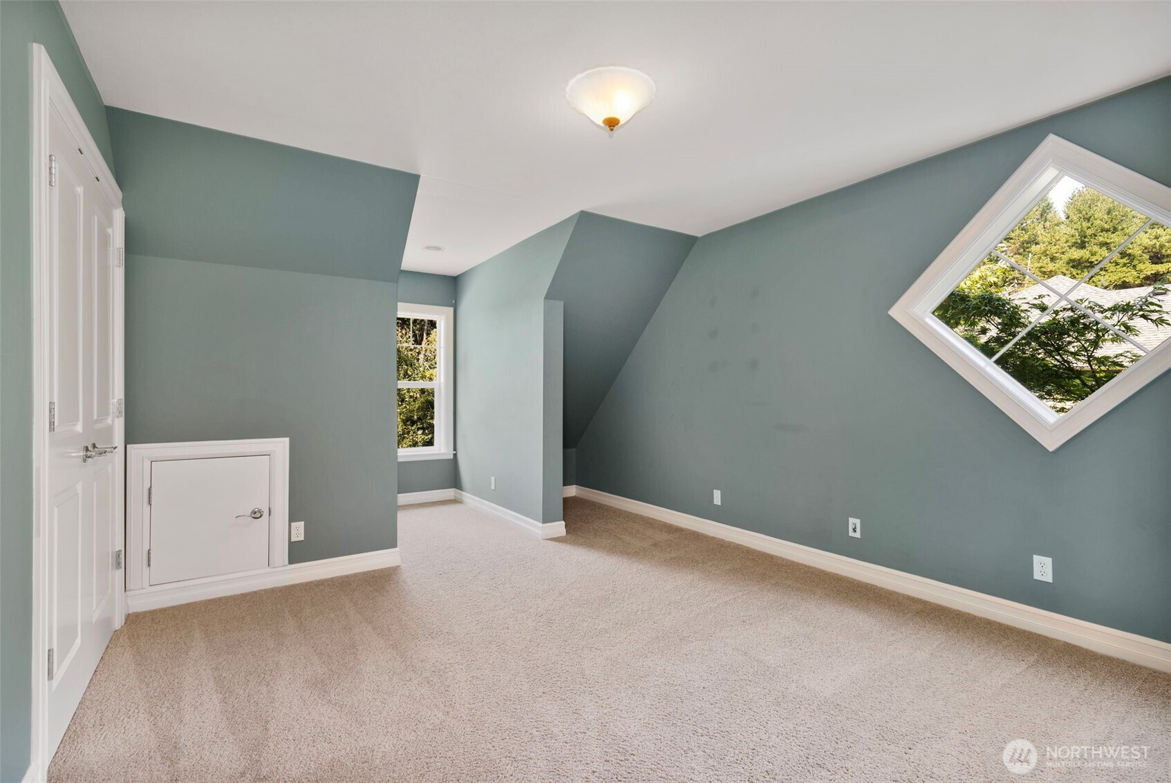 2219 Ne Riddell Road Property Photo 34