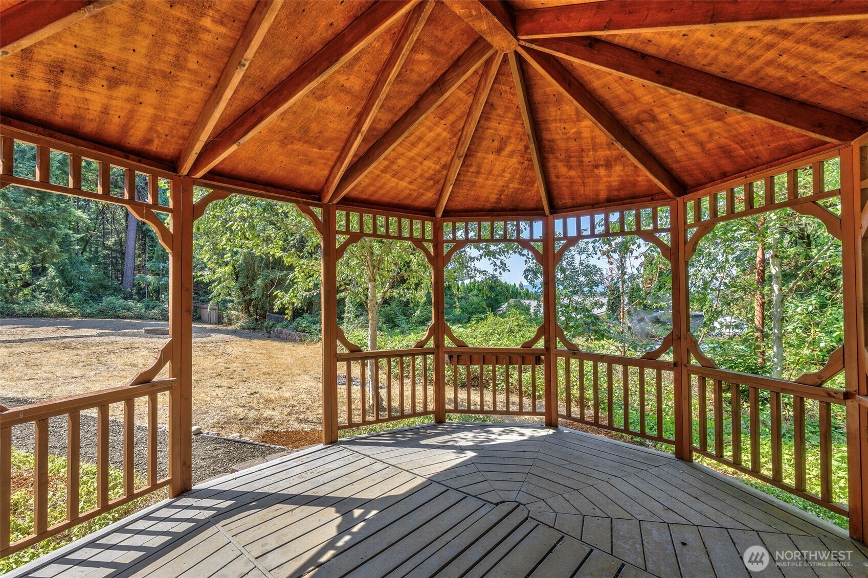 2219 Ne Riddell Road Property Photo 39
