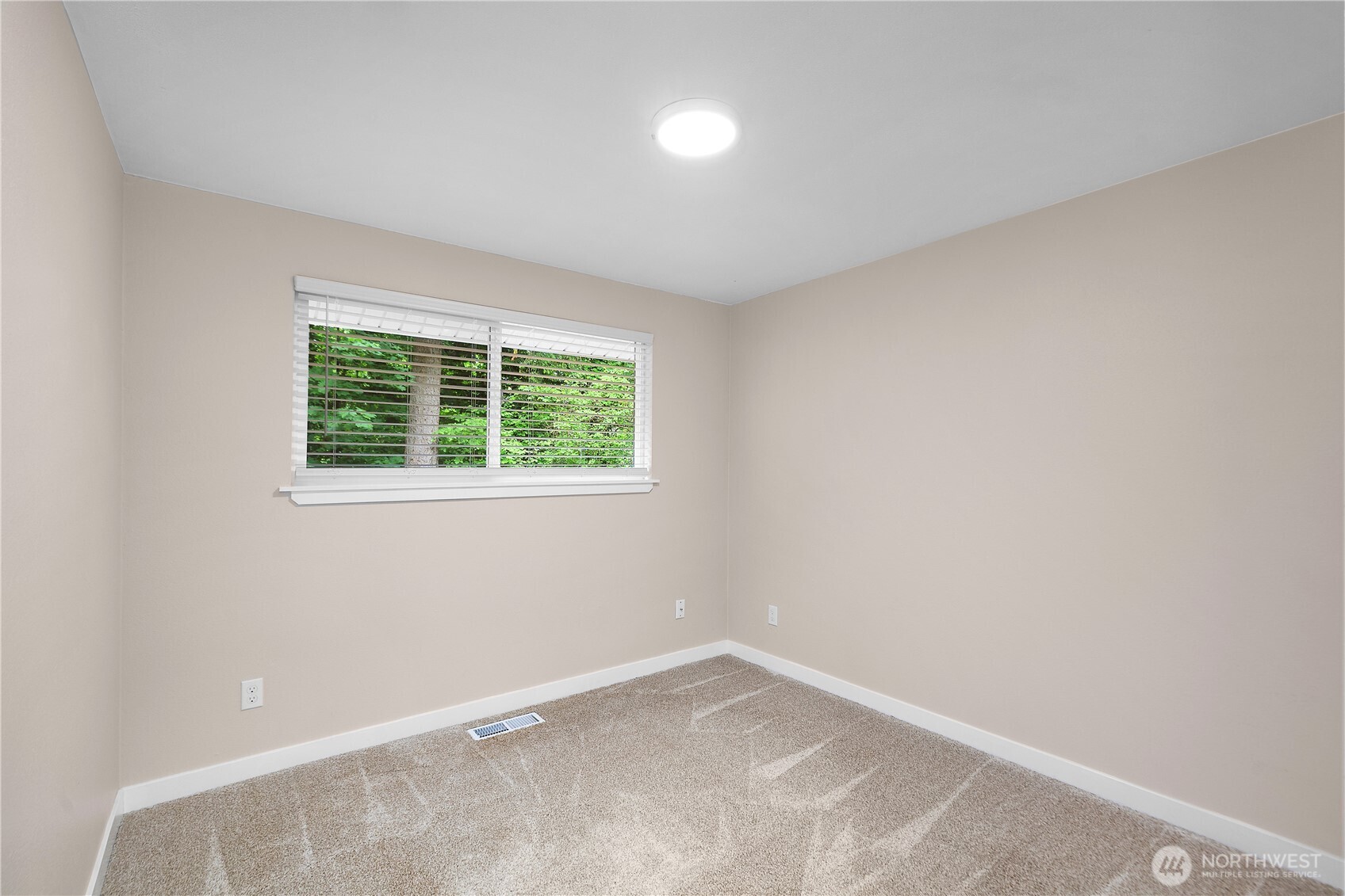 6720 Alder Glen Drive Property Photo 23