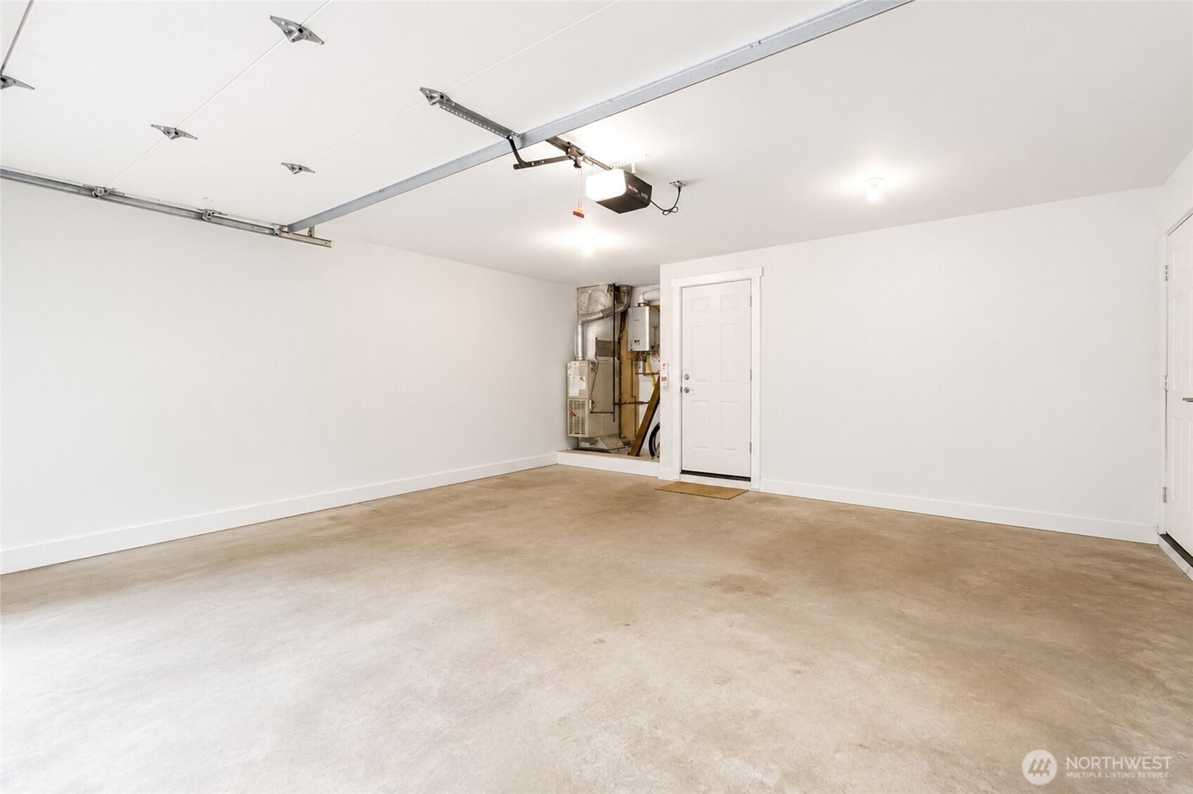 6720 Alder Glen Drive Property Photo 34
