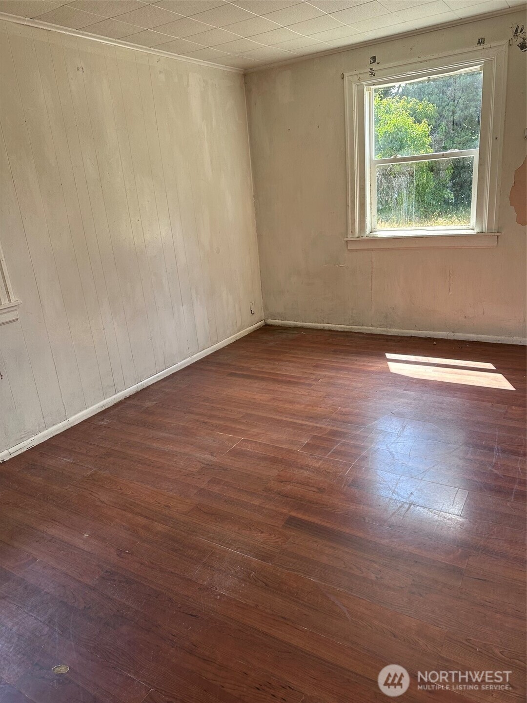 201 123rd Street Property Photo 5