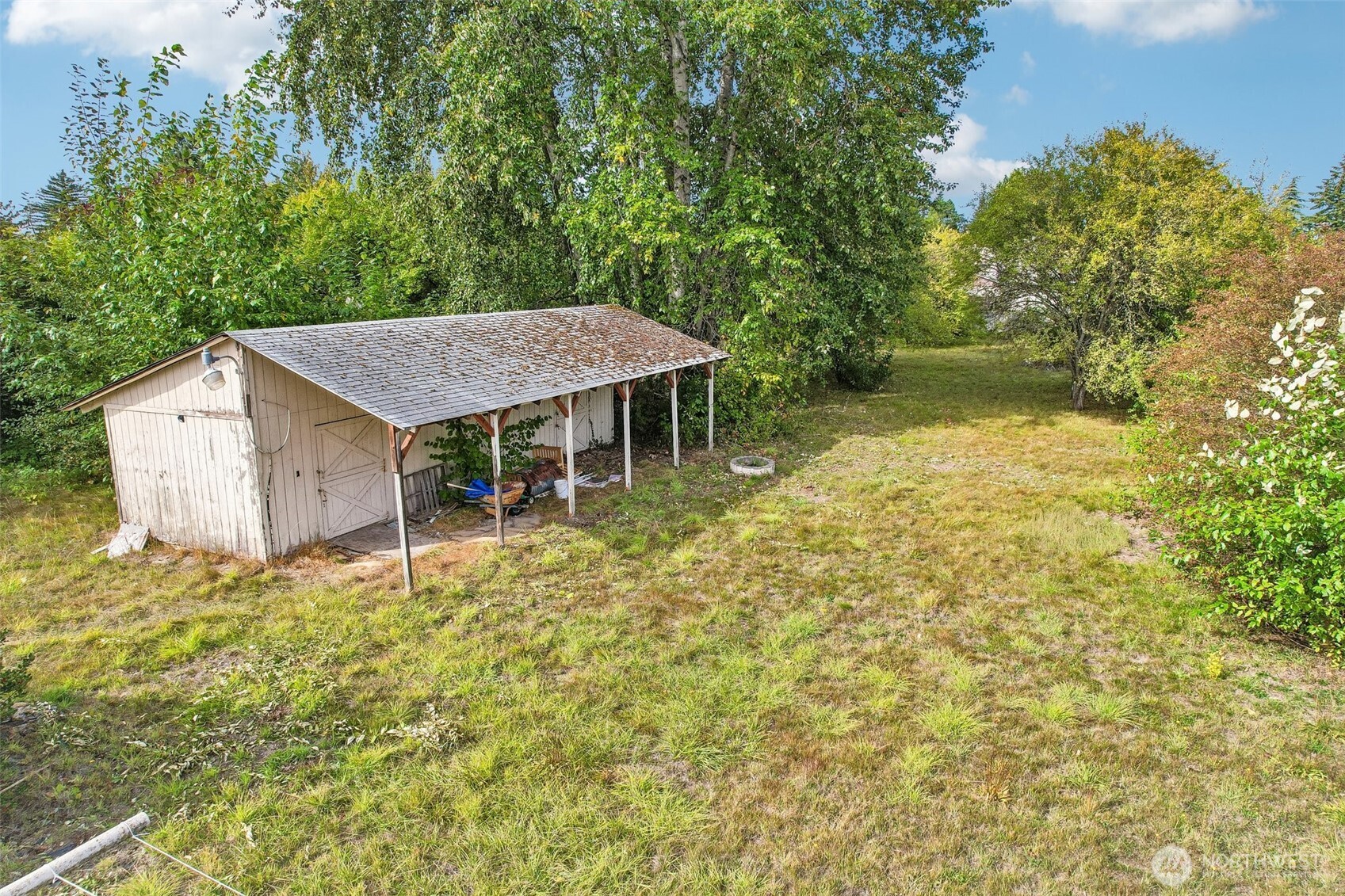 201 123rd Street Property Photo 8