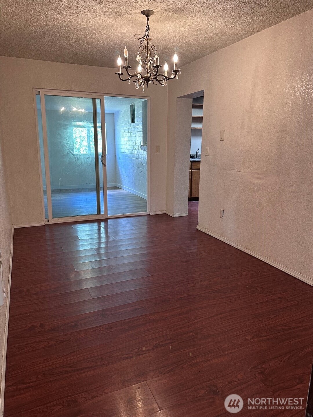 201 123rd Street Property Photo 10