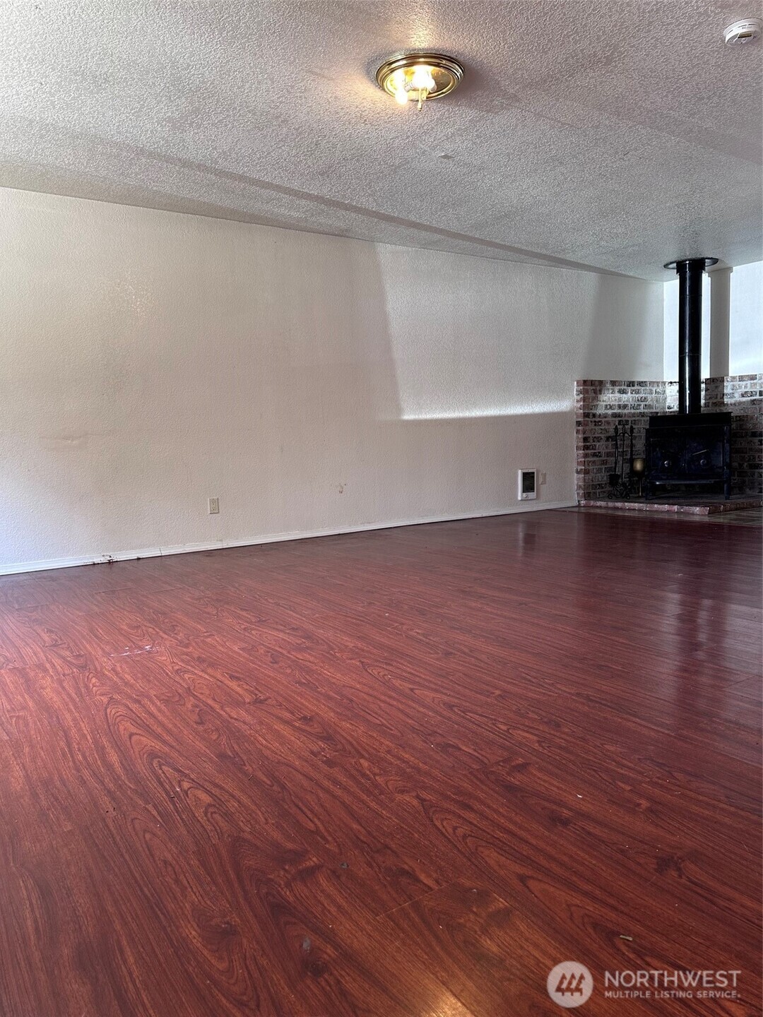 201 123rd Street Property Photo 11