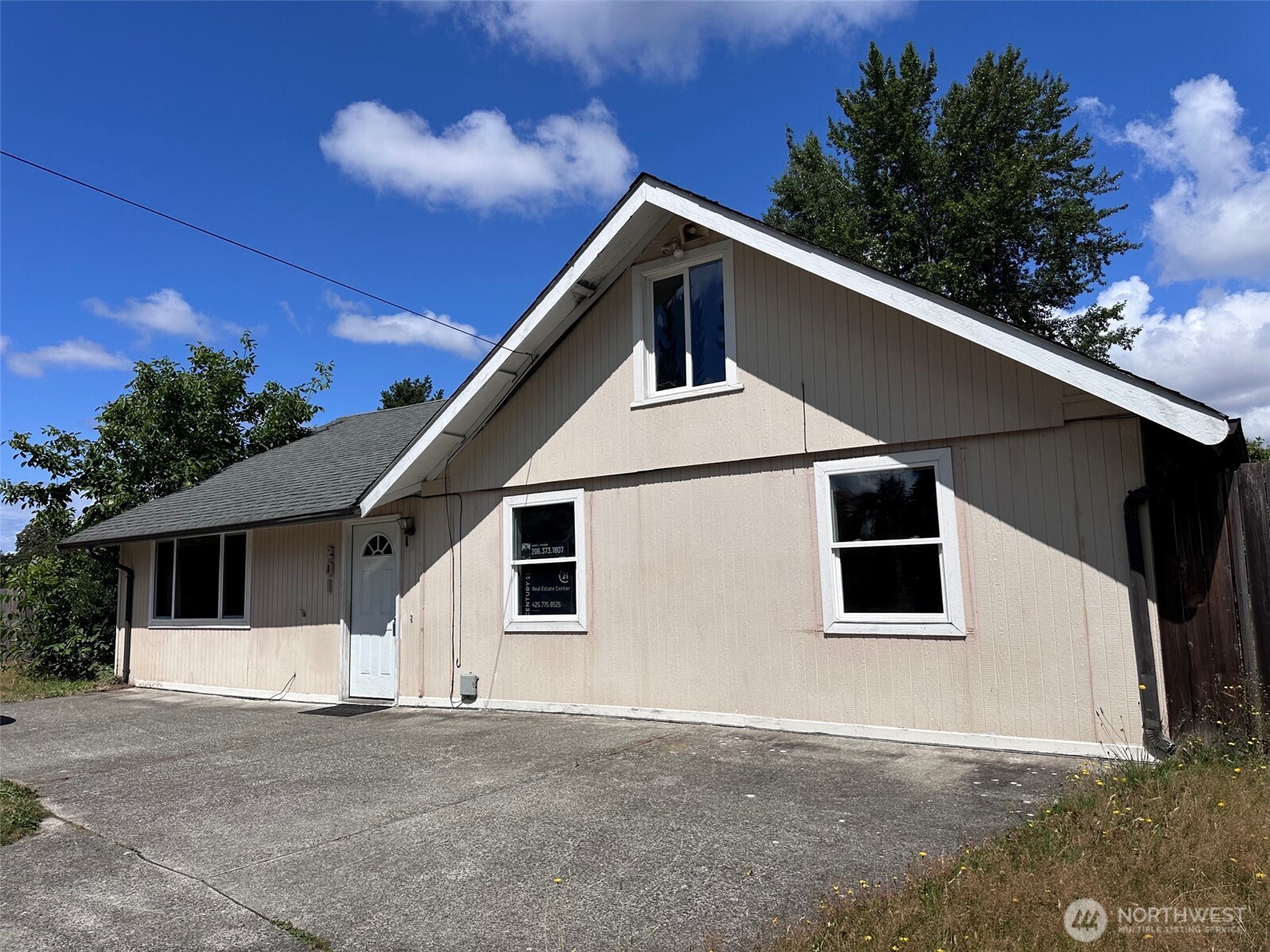 201 123rd Street Property Photo 15