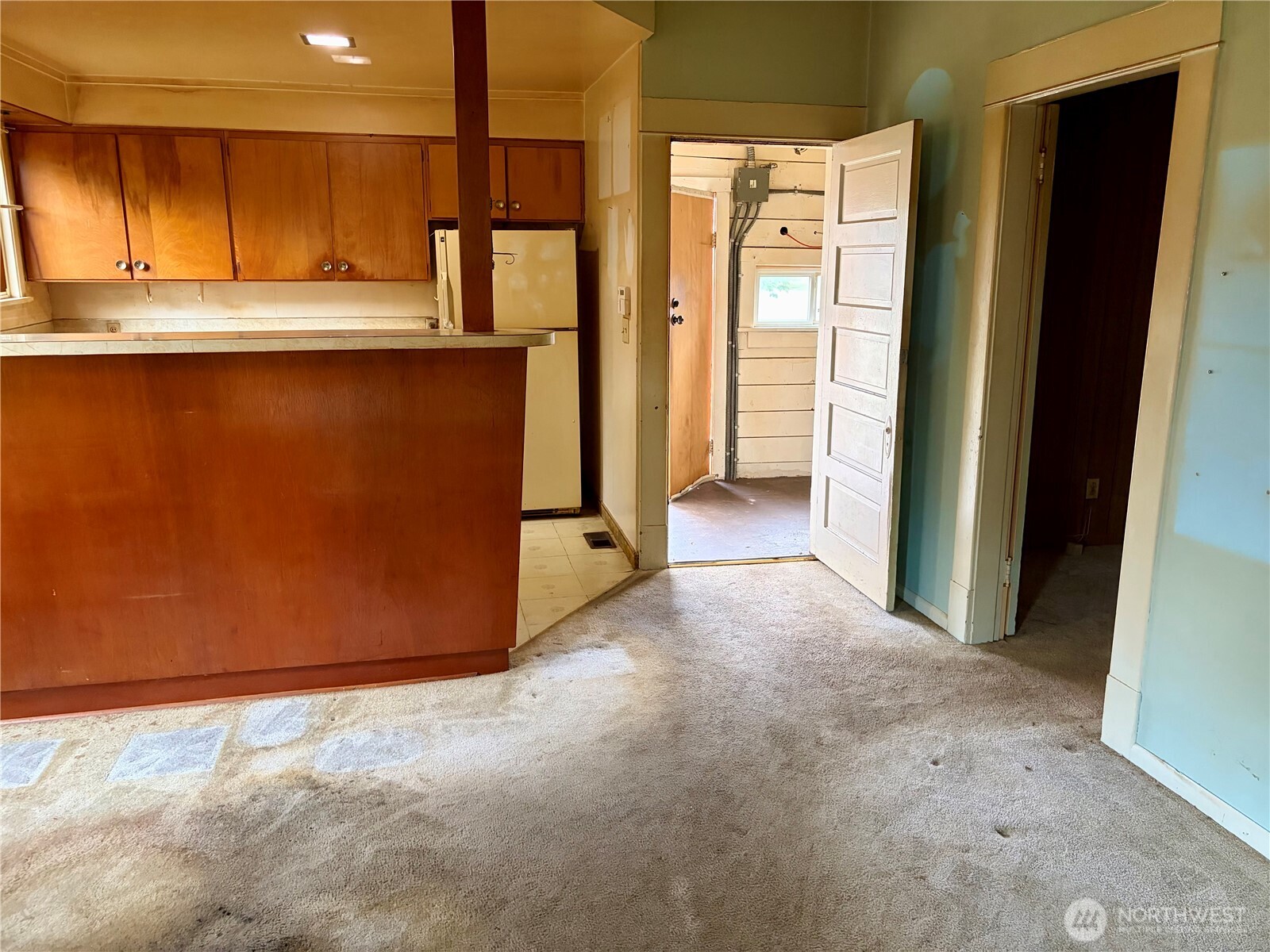 605 Morris Avenue Property Photo 6