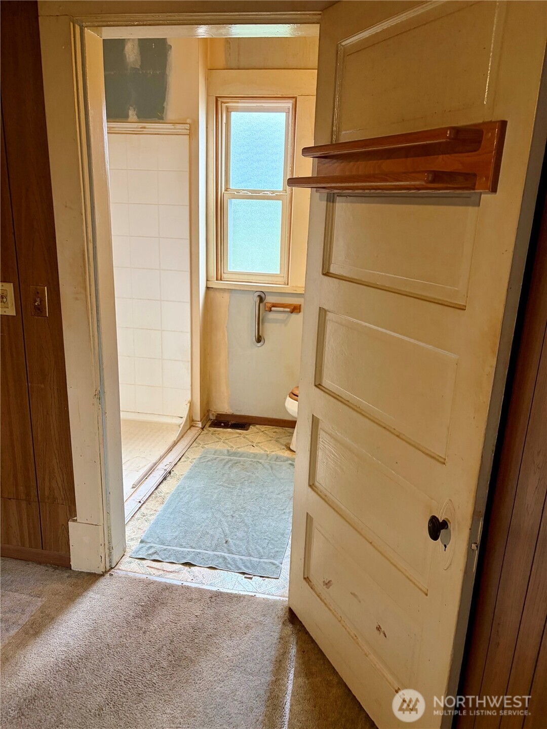 605 Morris Avenue Property Photo 9