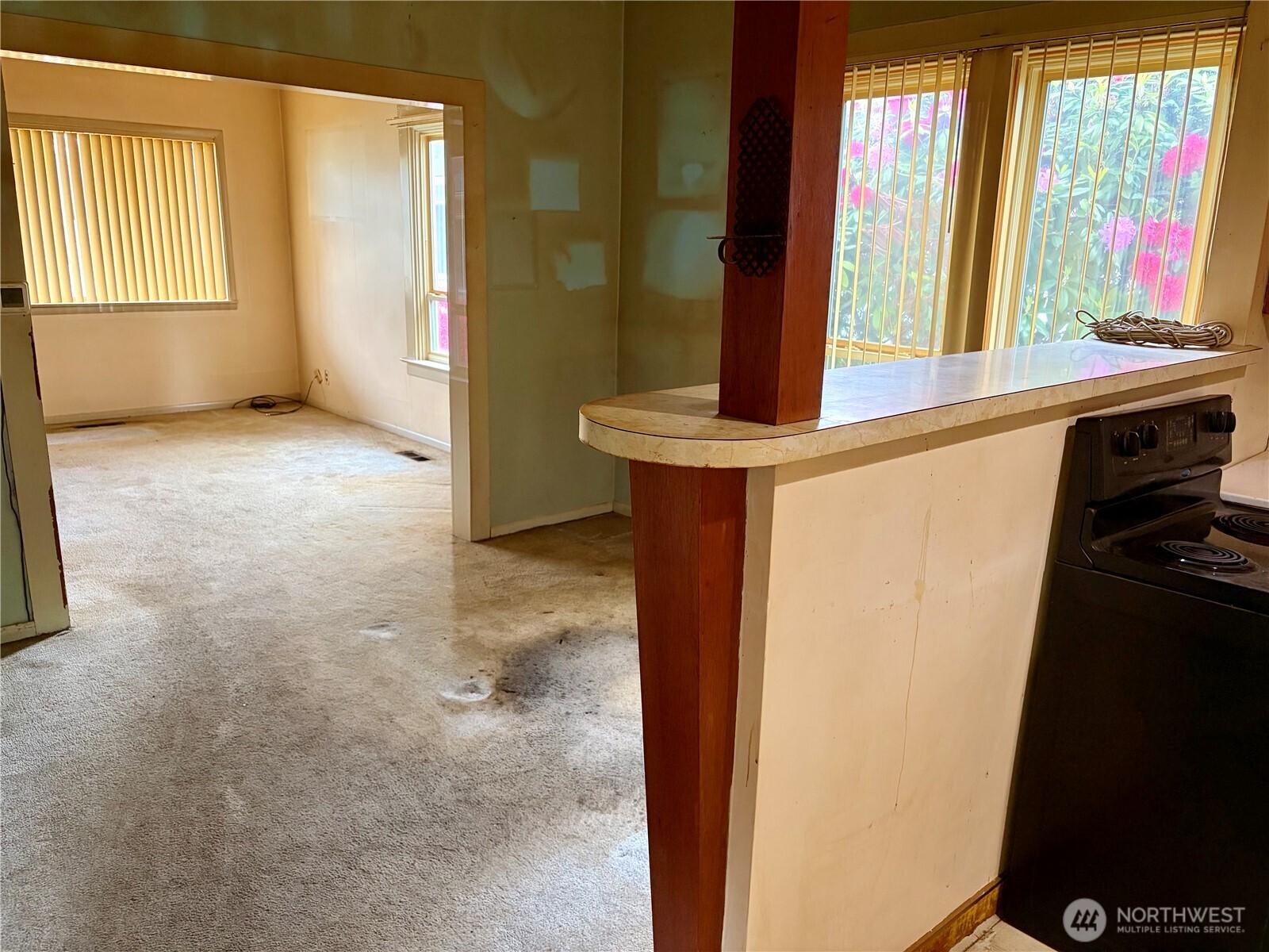 605 Morris Avenue Property Photo 10