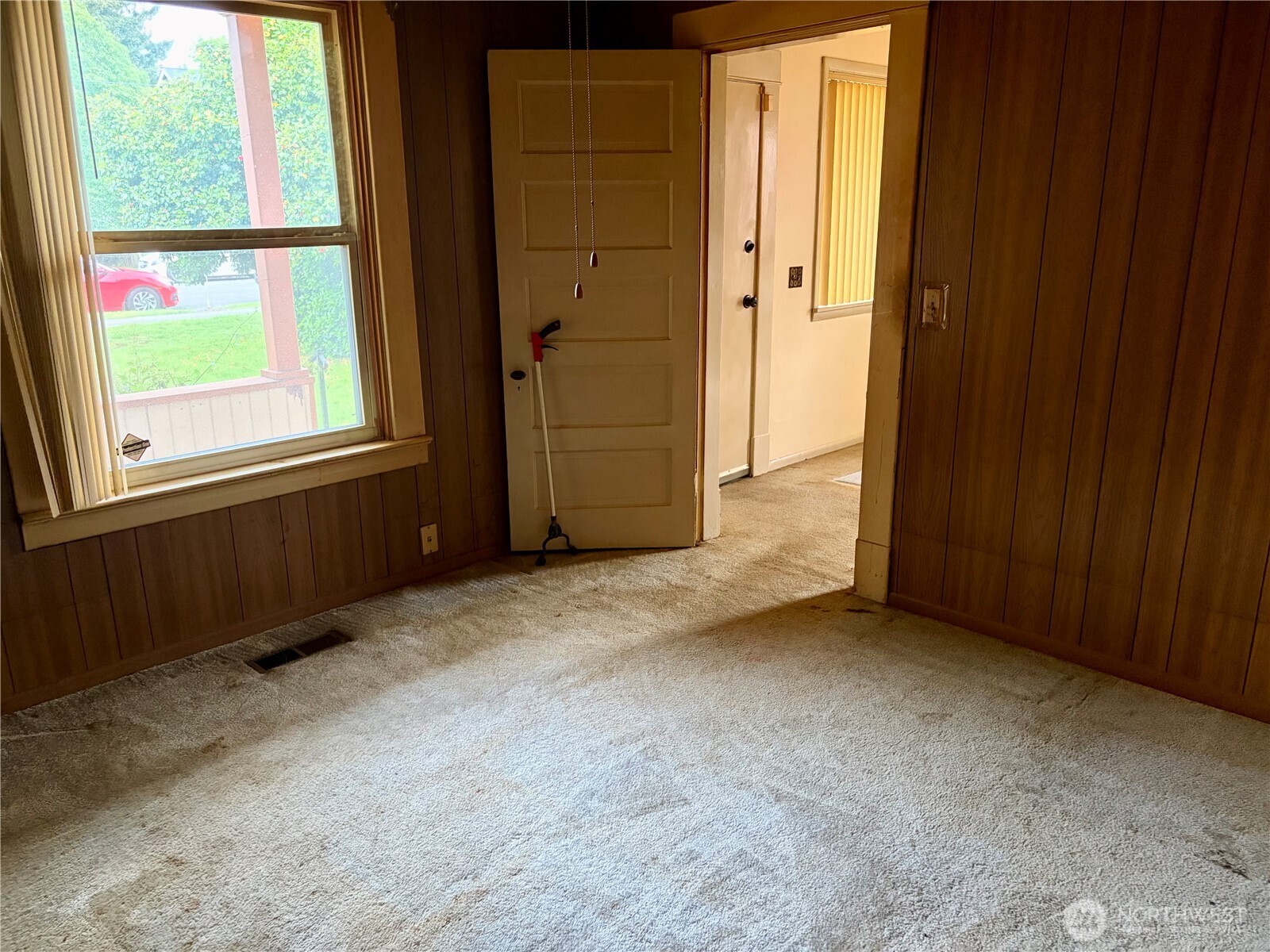 605 Morris Avenue Property Photo 11