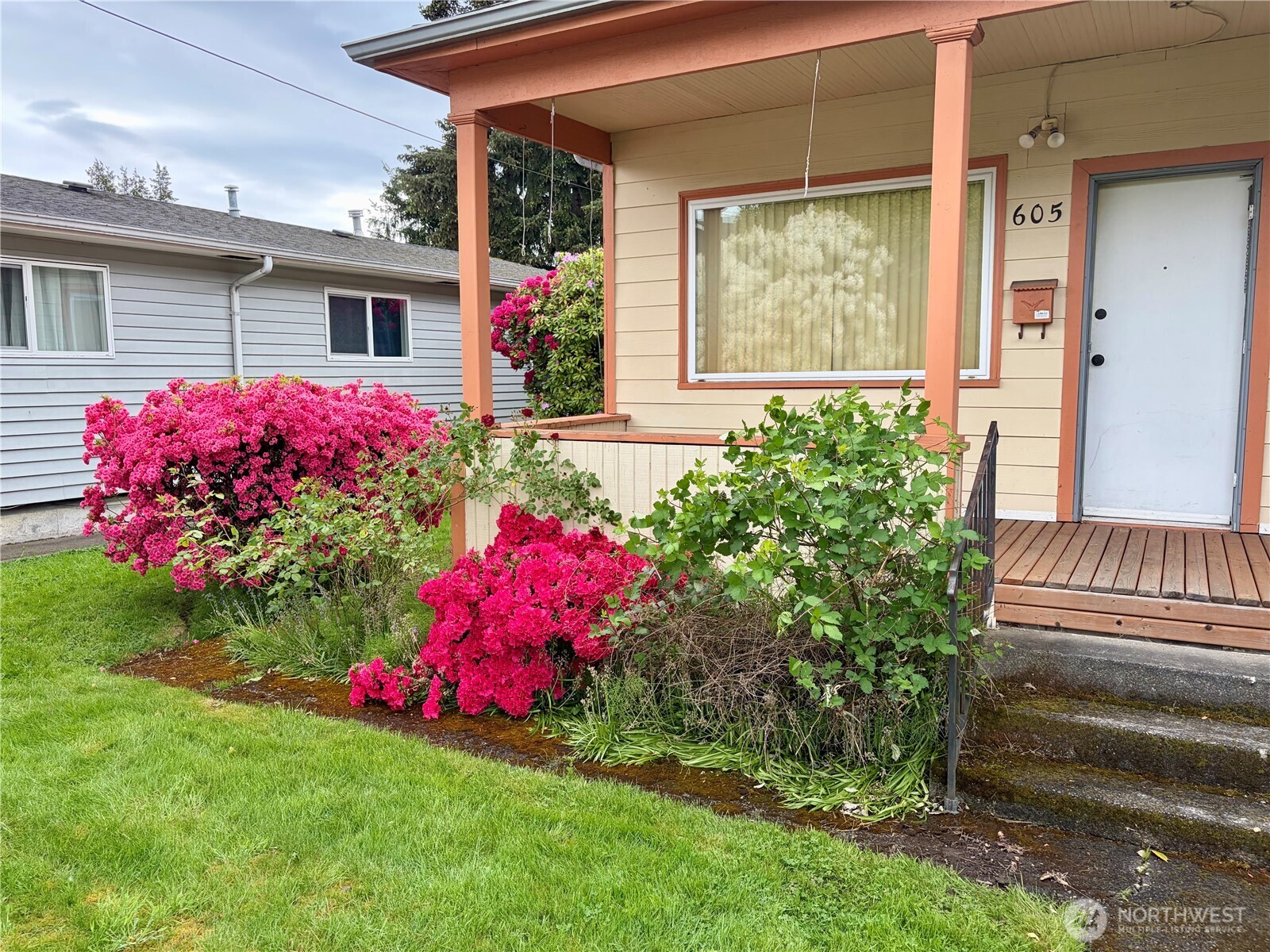 605 Morris Avenue Property Photo 20