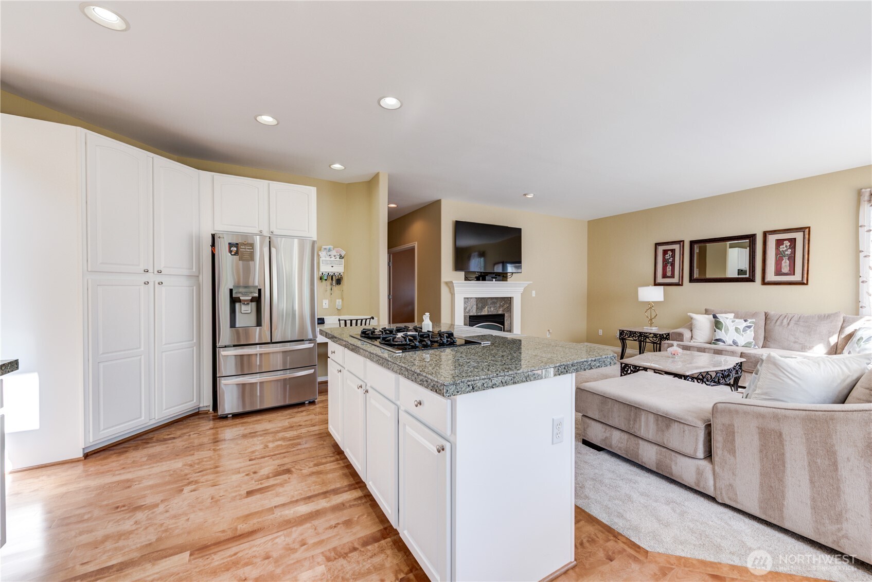 12827 72nd Drive Property Photo 8