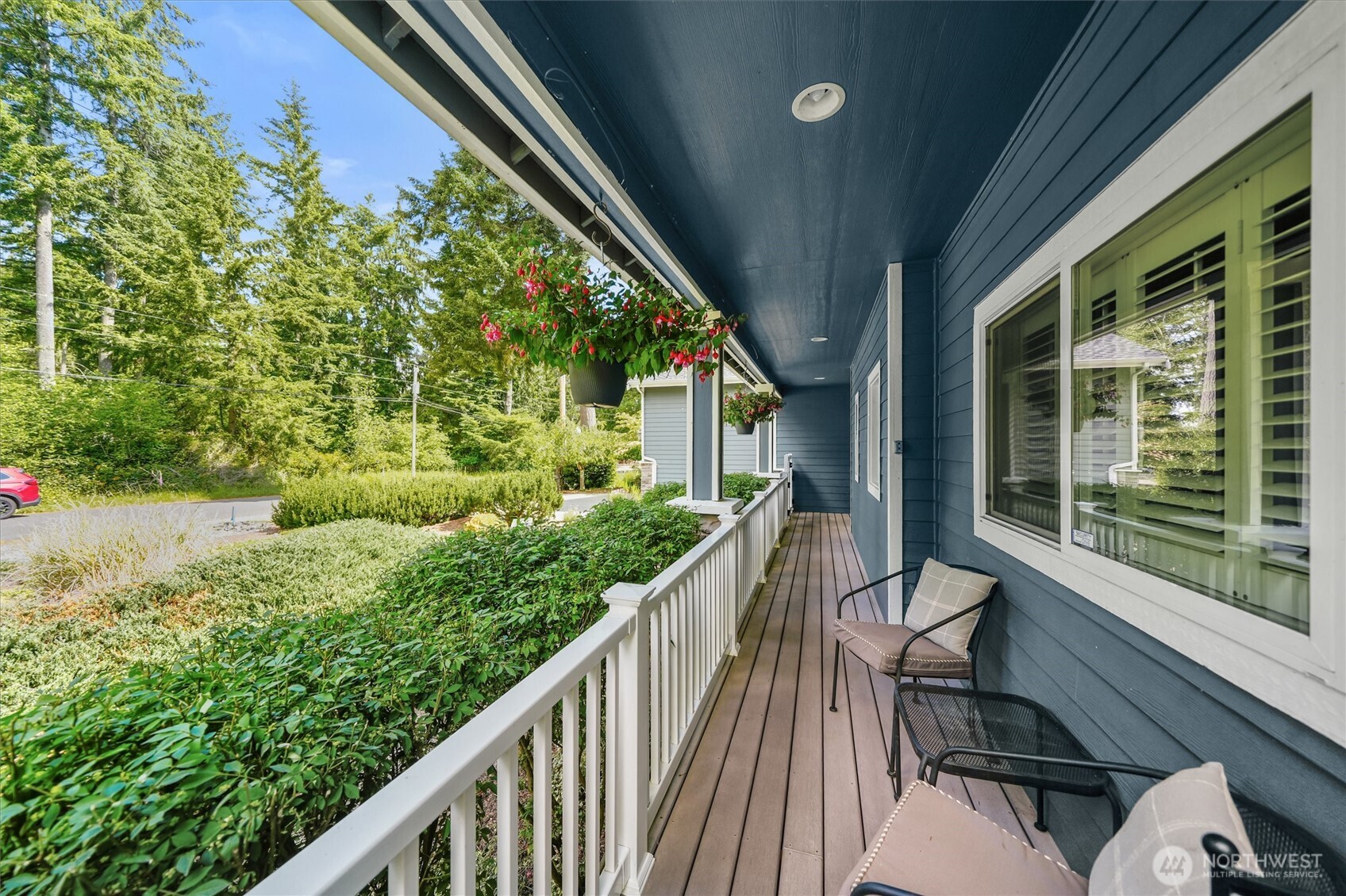 10823 Seaview Drive Property Photo 5