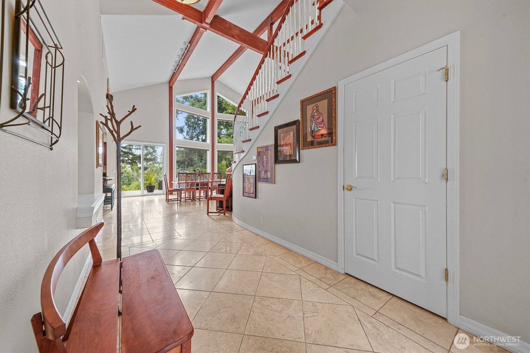 10823 Seaview Drive Property Photo 8