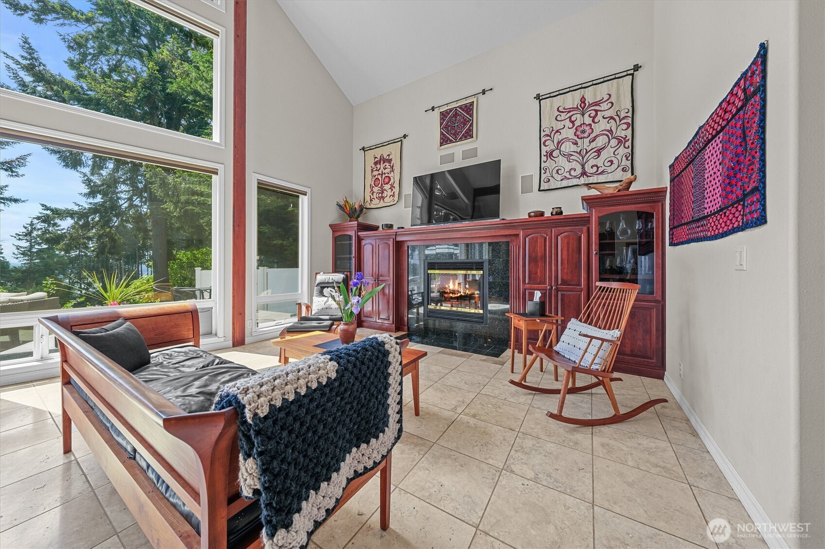 10823 Seaview Drive Property Photo 10