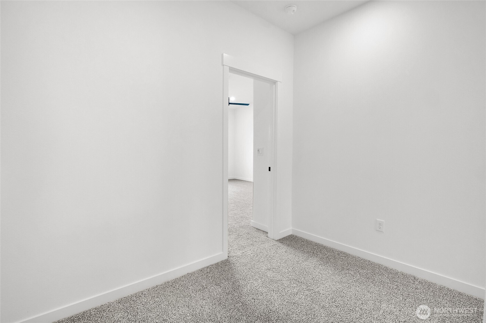 6398 Ne Melby Way 3 Property Photo 20