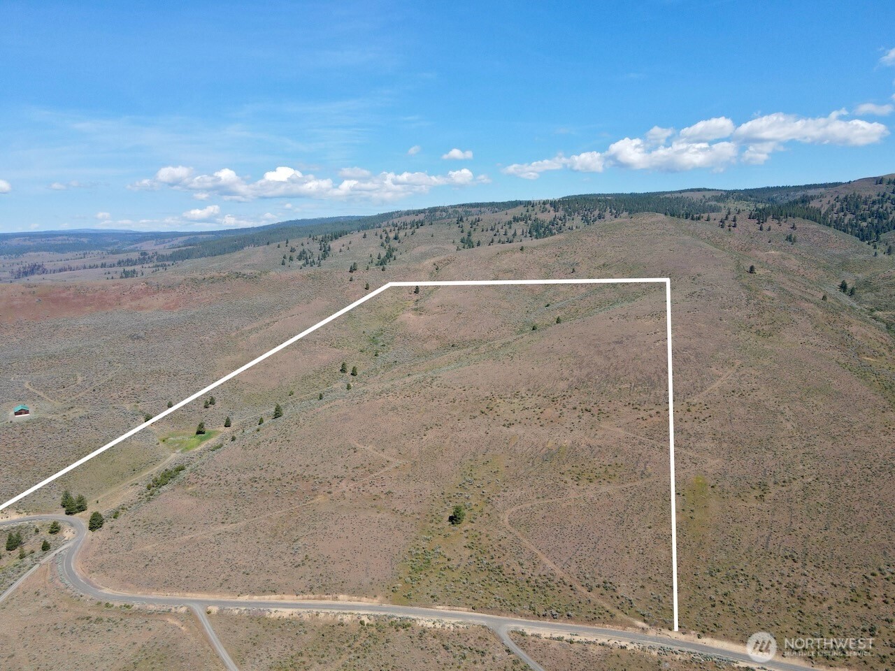 4 Xx Secret Canyon Road Property Photo 1
