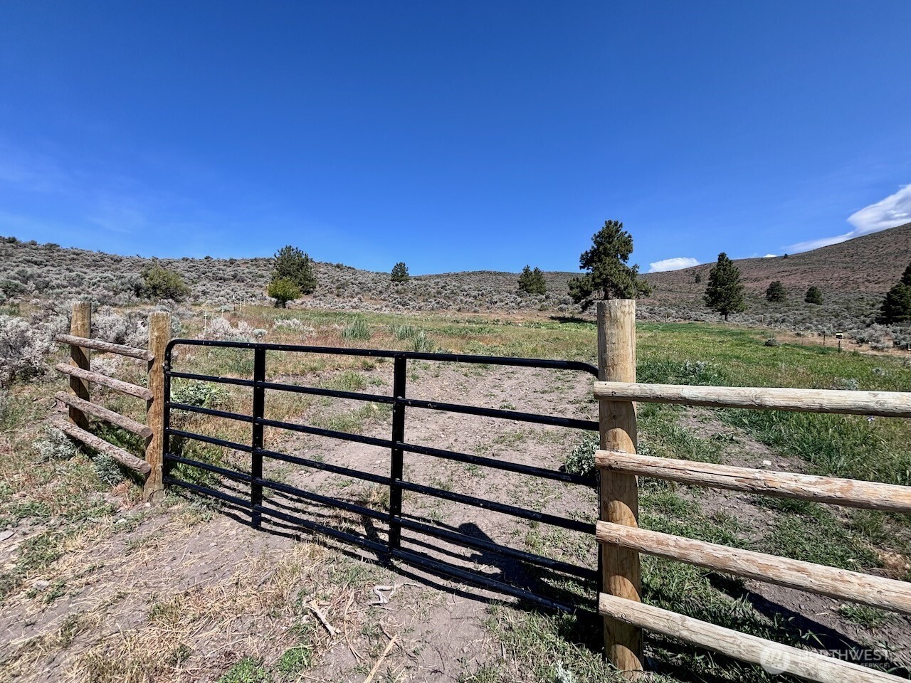 4 Xx Secret Canyon Road Property Photo 12