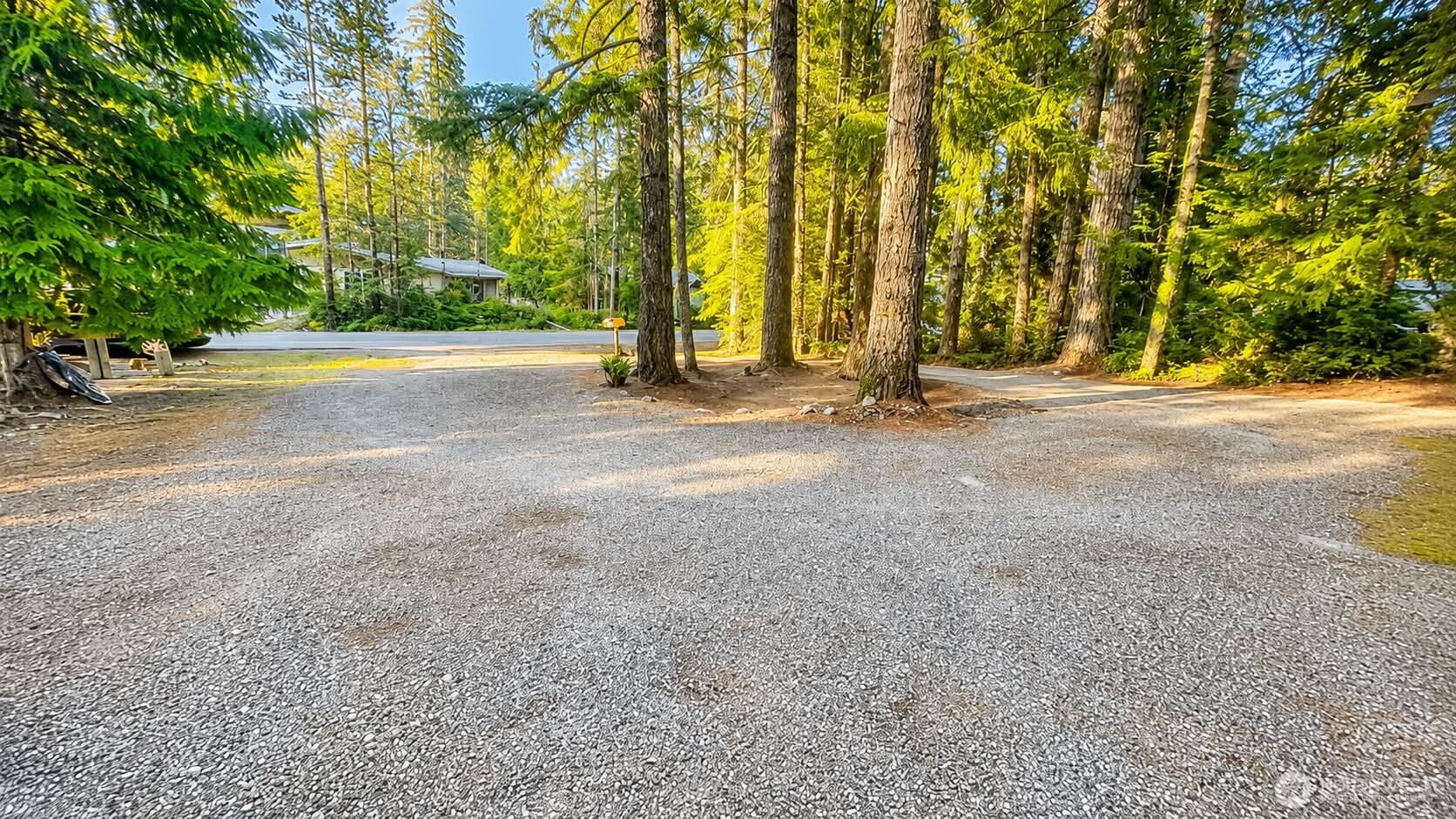 80 E Country Club Drive Property Photo 20