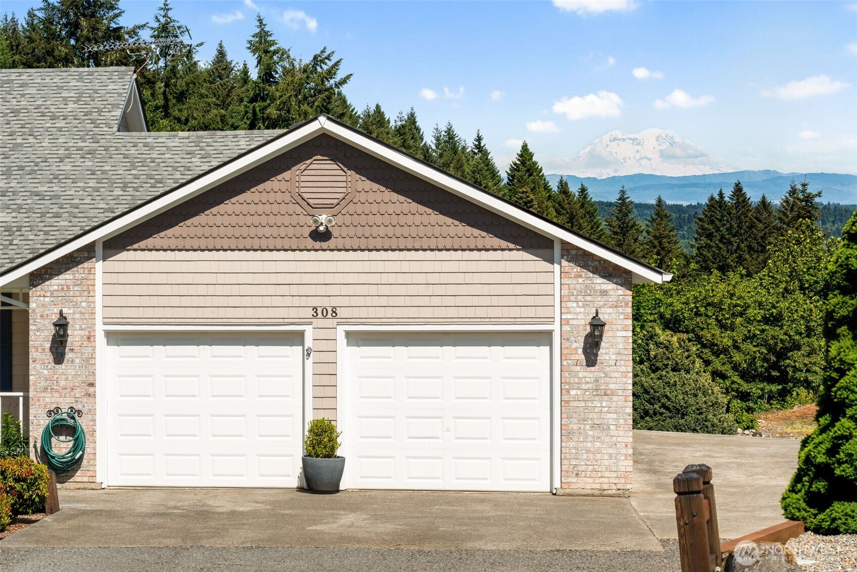 308 Brockway Road Property Photo 4